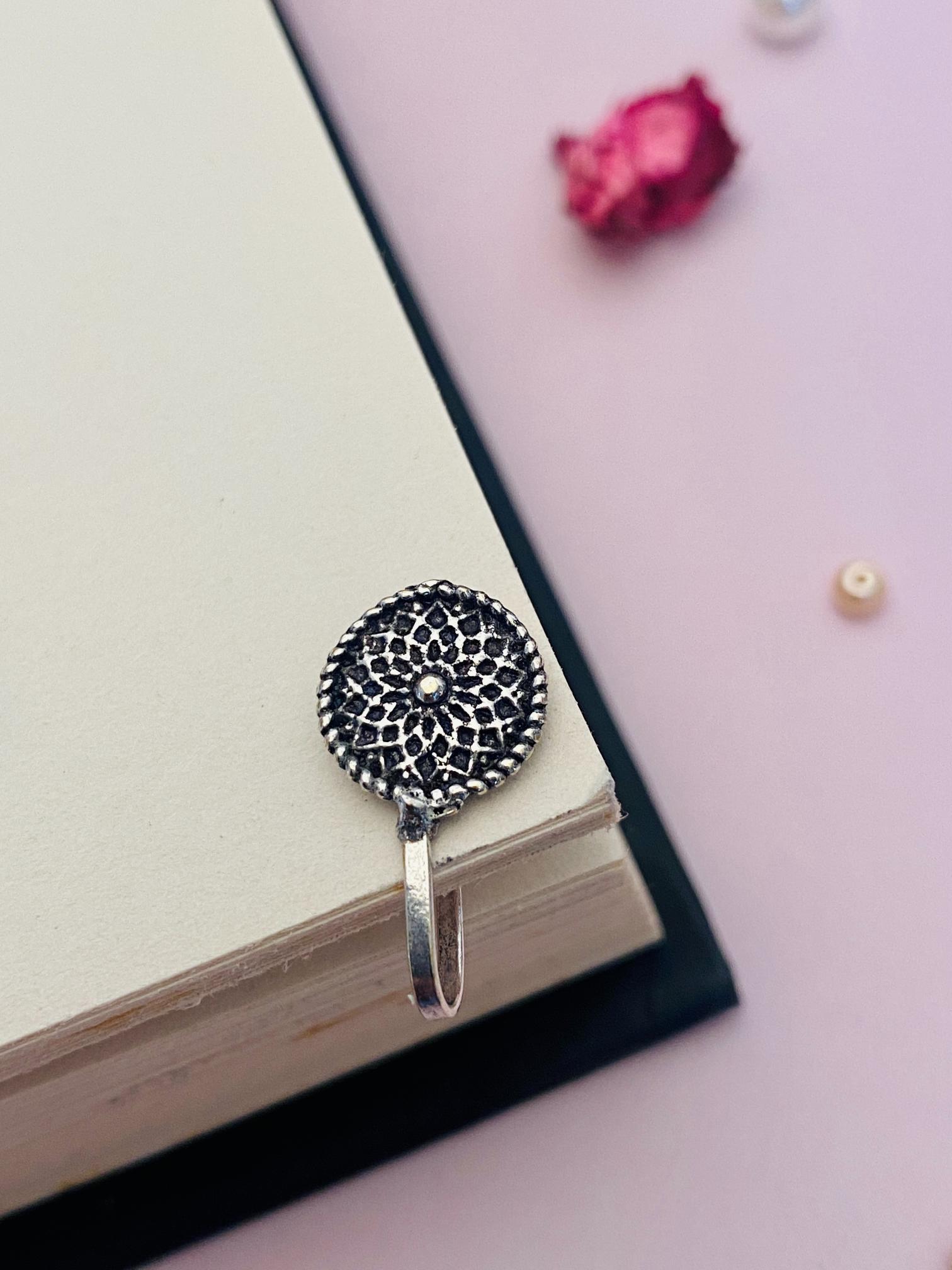 Finely Crafted German Silver Nosepin - Abdesignsjewellery