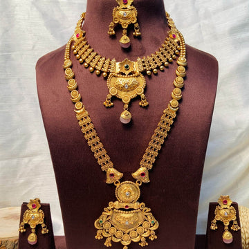 High Quality Gold Tone Necklace