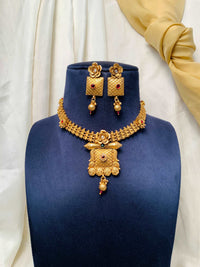 Thumbnail for Aesthetic Square Golden Polish Matt Finish Necklace Set - Abdesignsjewellery