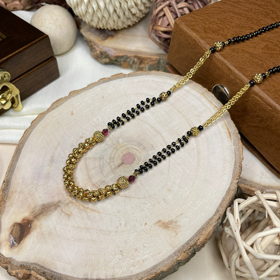 Beautiful Antique Golden Mangalsutra - Abdesignsjewellery