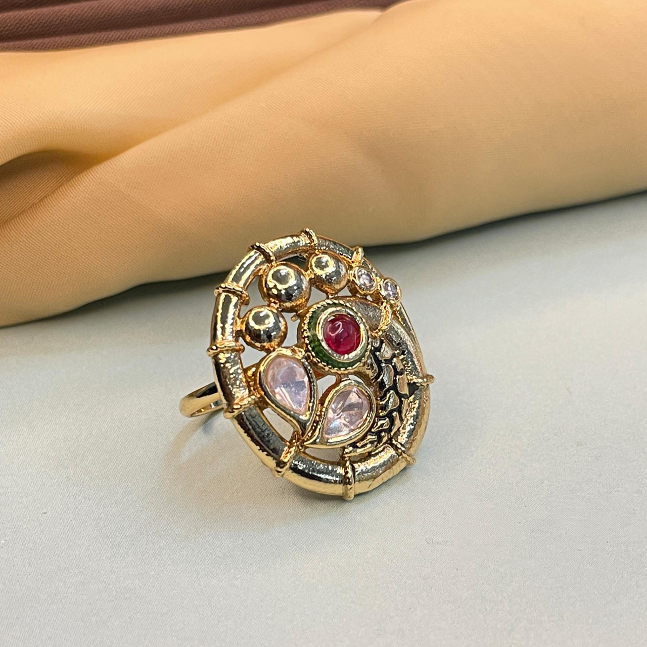 Antique Round Shape Golden Ring - Abdesignsjewellery