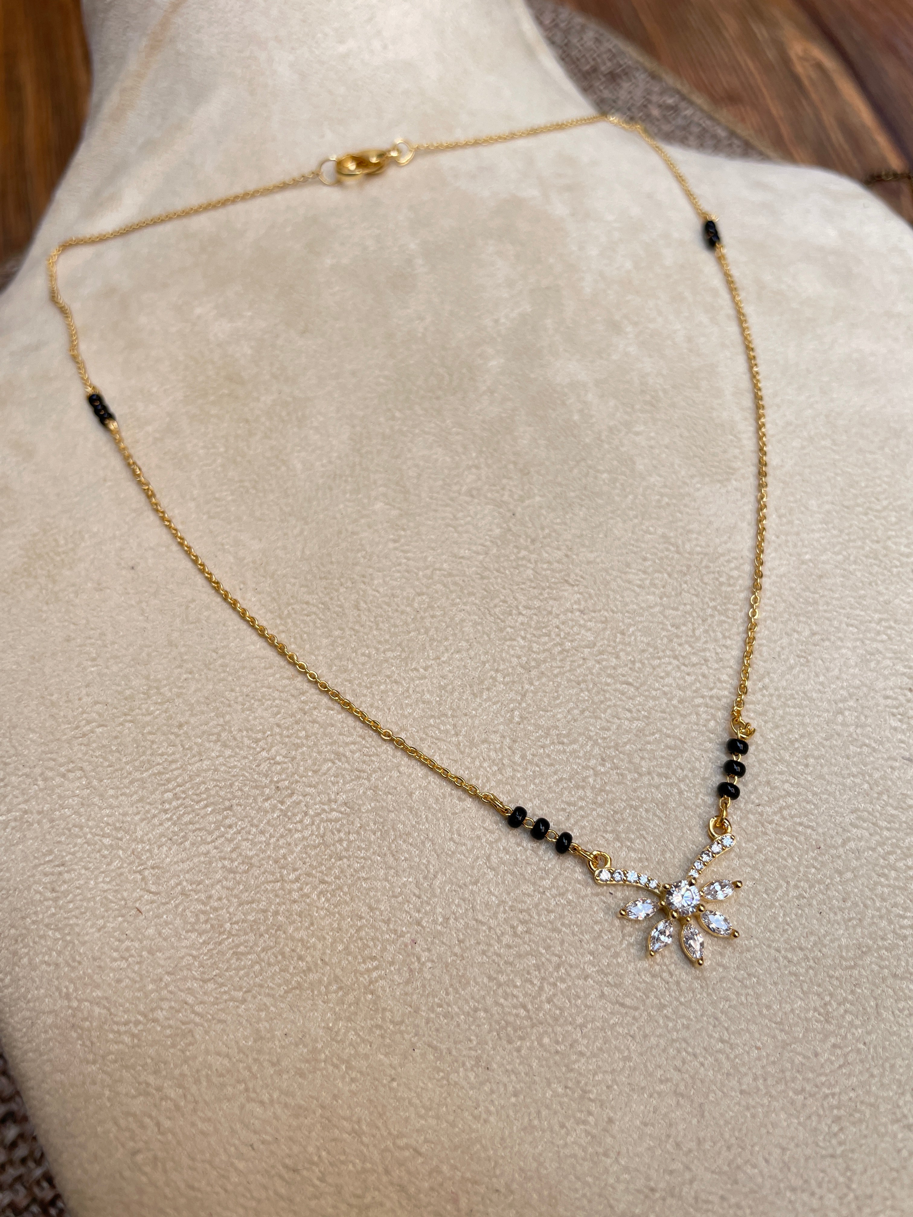 Autograph Morden Gold Diamond Mangalsutra - Abdesignsjewellery