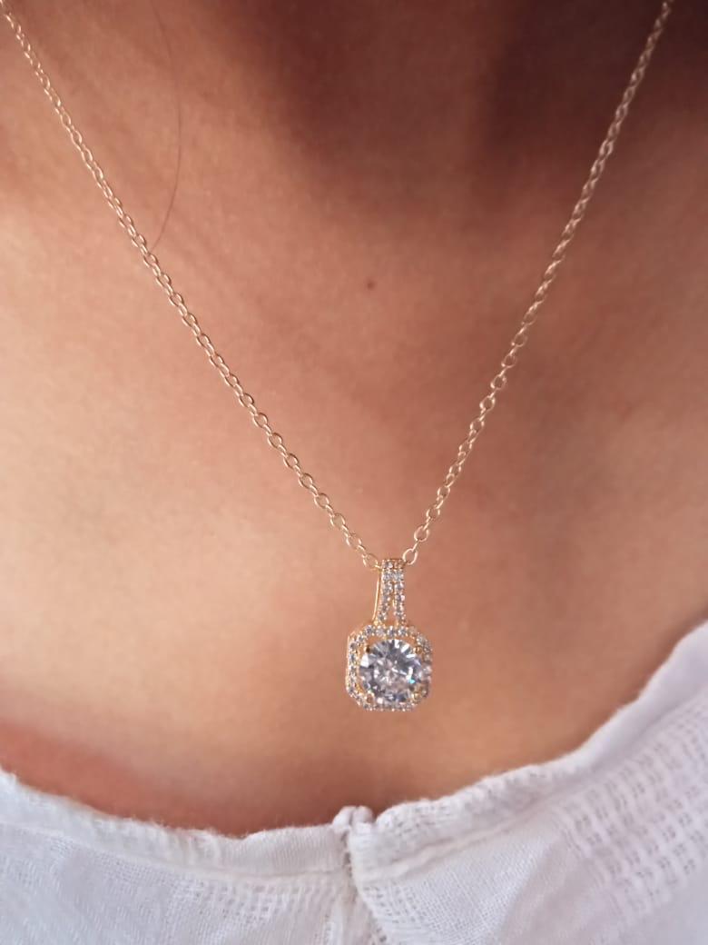 Beautiful Gold Round Pendant Necklace - Abdesignsjewellery