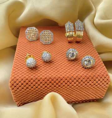 The Elegance Gold Stud Earrings - Boho Earrings Golden Look