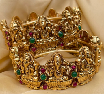 Gold Antique Stone Temple Bangles | Abdesigns