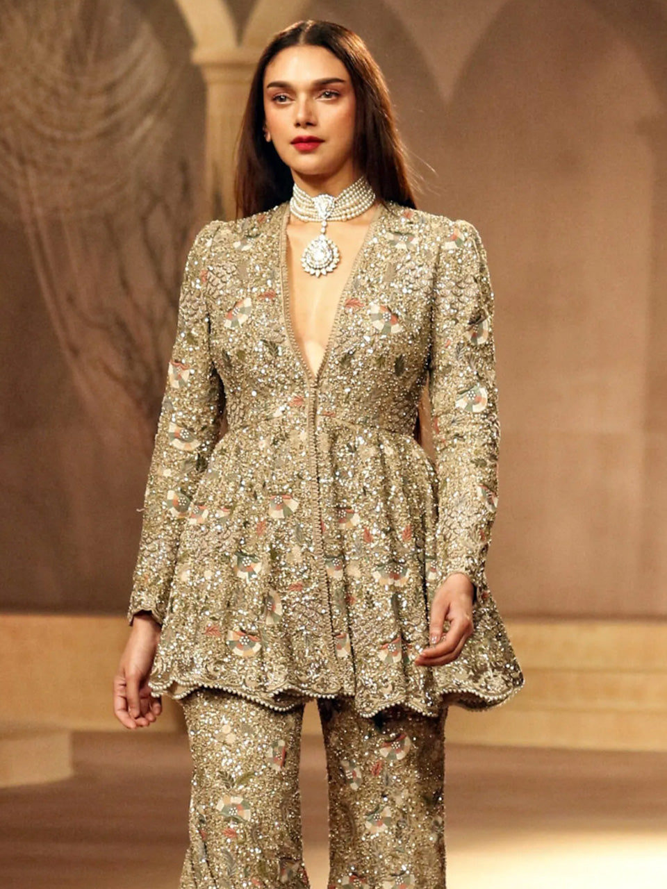 Actress Aditi Rao Hydari Style Polki And Pearl Necklace Set