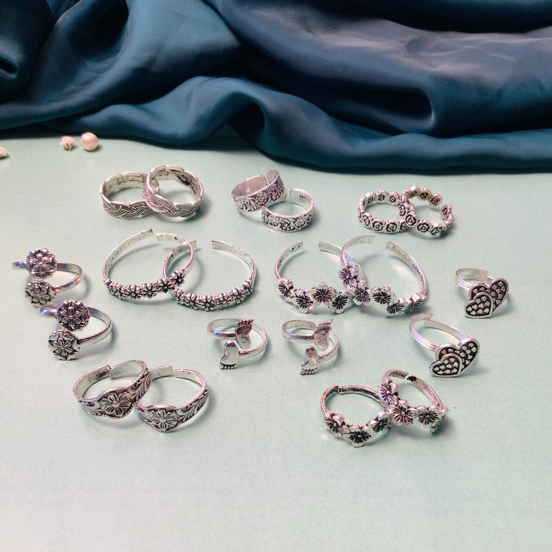 Blooming Pack of 10 Silver Oxidised Toe-rings Designs - Abdesignsjewellery