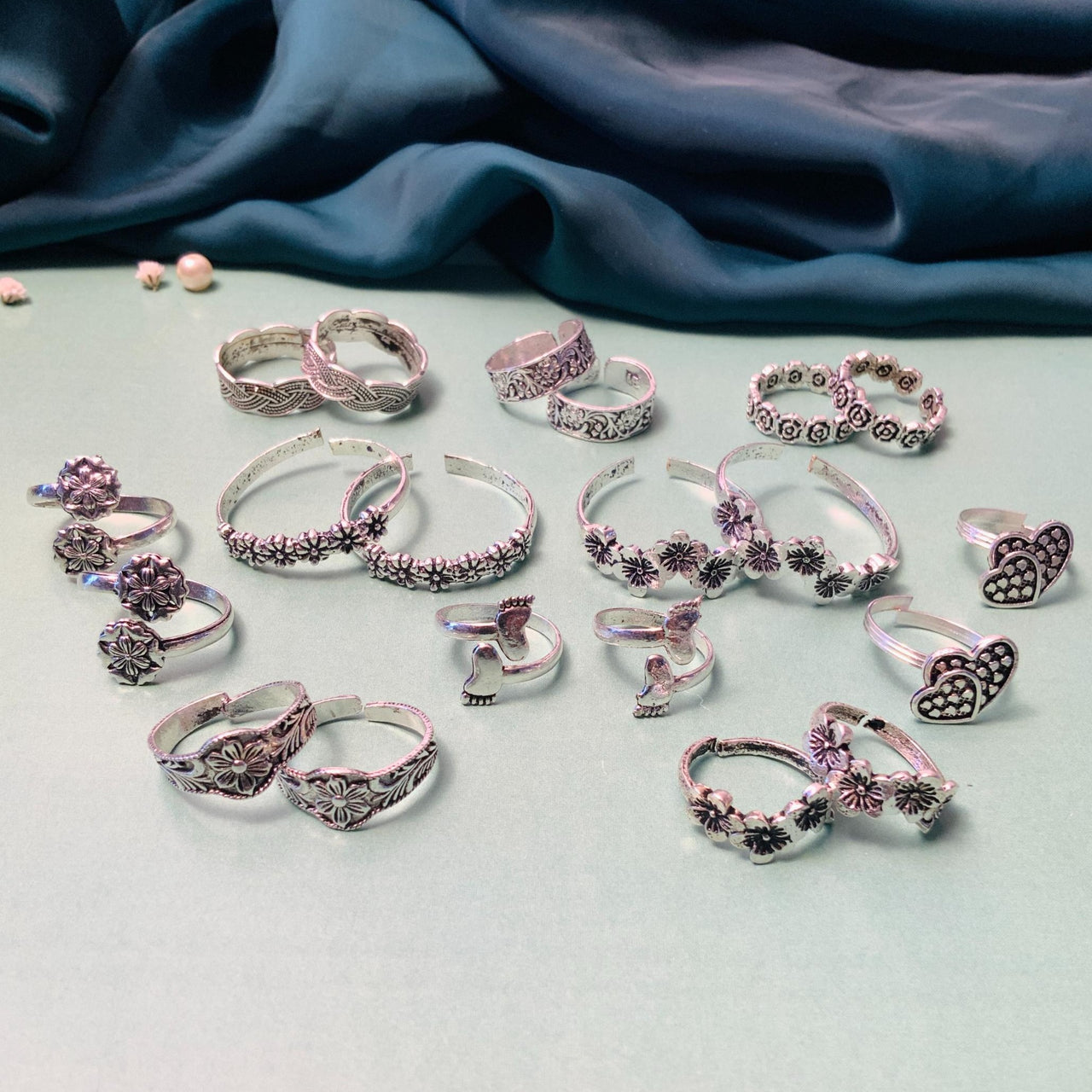 Blooming Pack of 10 Silver Oxidised Toe-rings Designs - Abdesignsjewellery