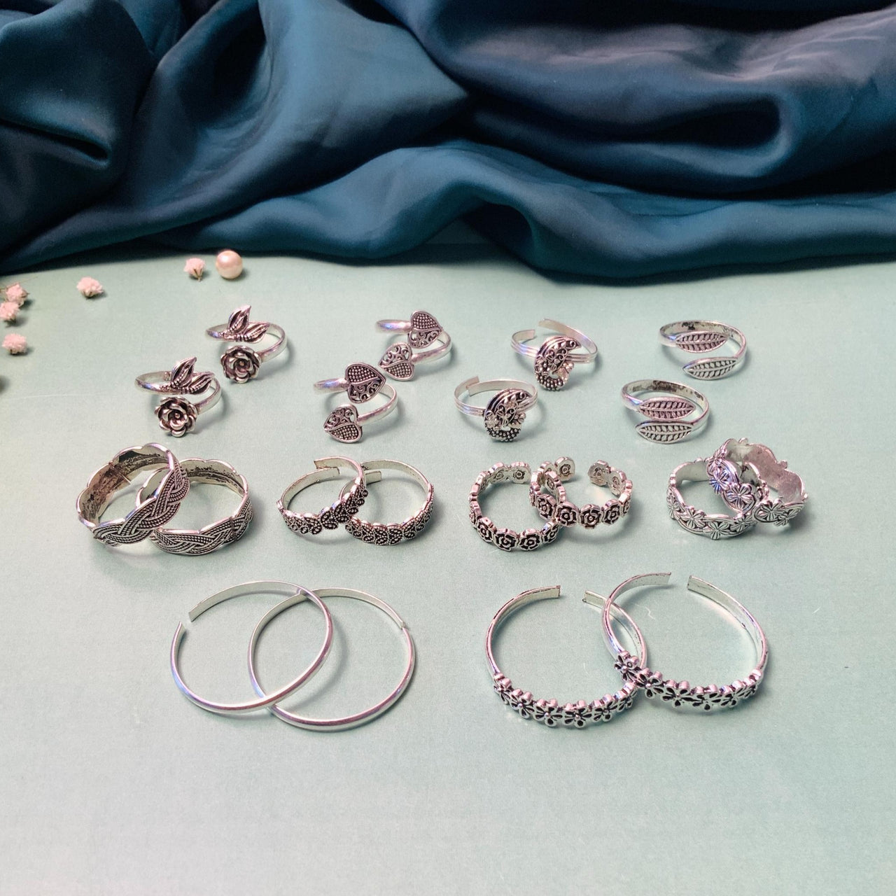 Gorgeous Pack of 10 Silver Oxidised Toe-rings Designs