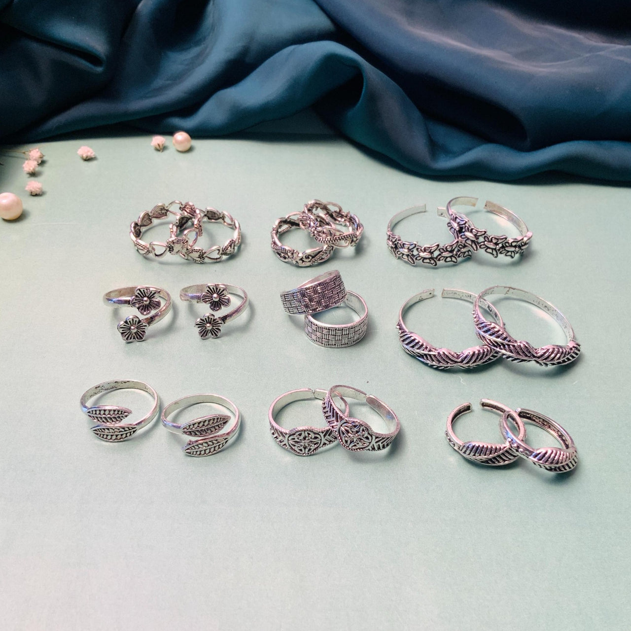 Appealing Pack of 10 Silver Oxidised Toe-rings Designs