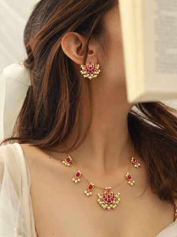 Gold Plated Kundan Chaand Invisible Chain Necklace Set