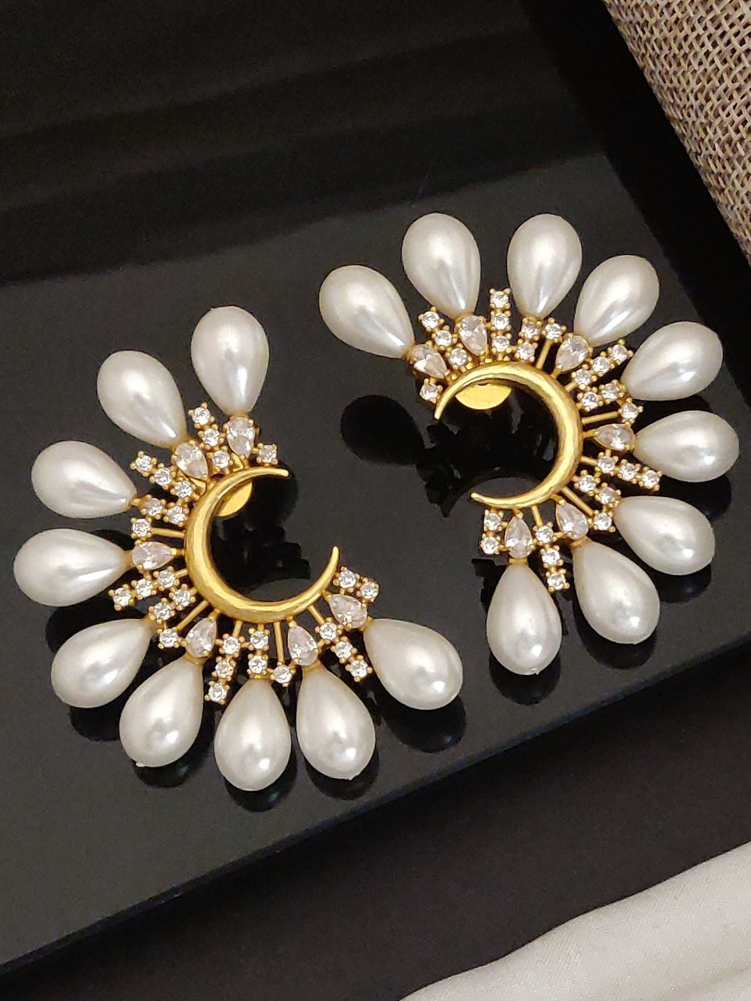 Abdesigns Gold Plated Pearl Earring