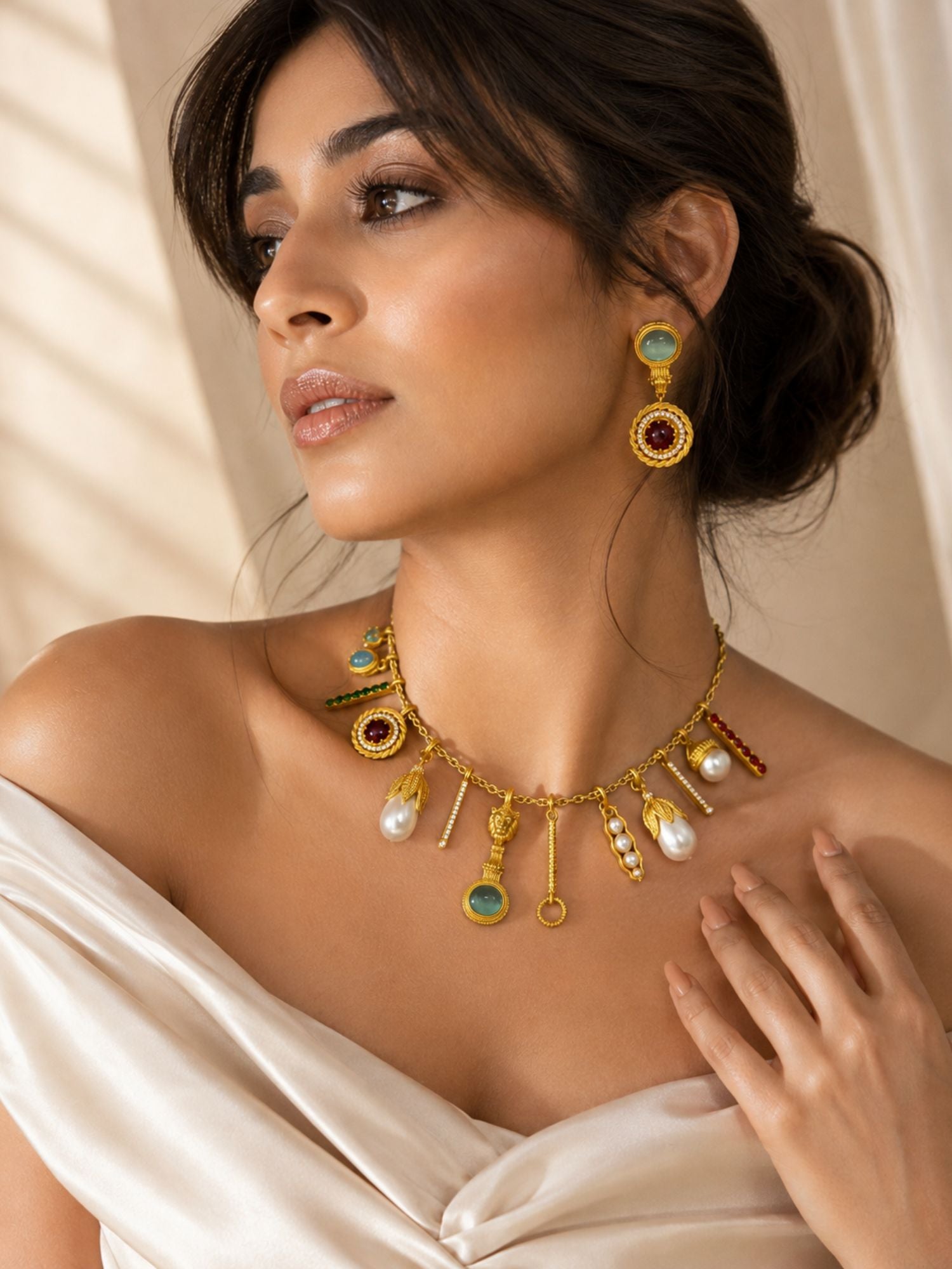 Indo western jewellery gold