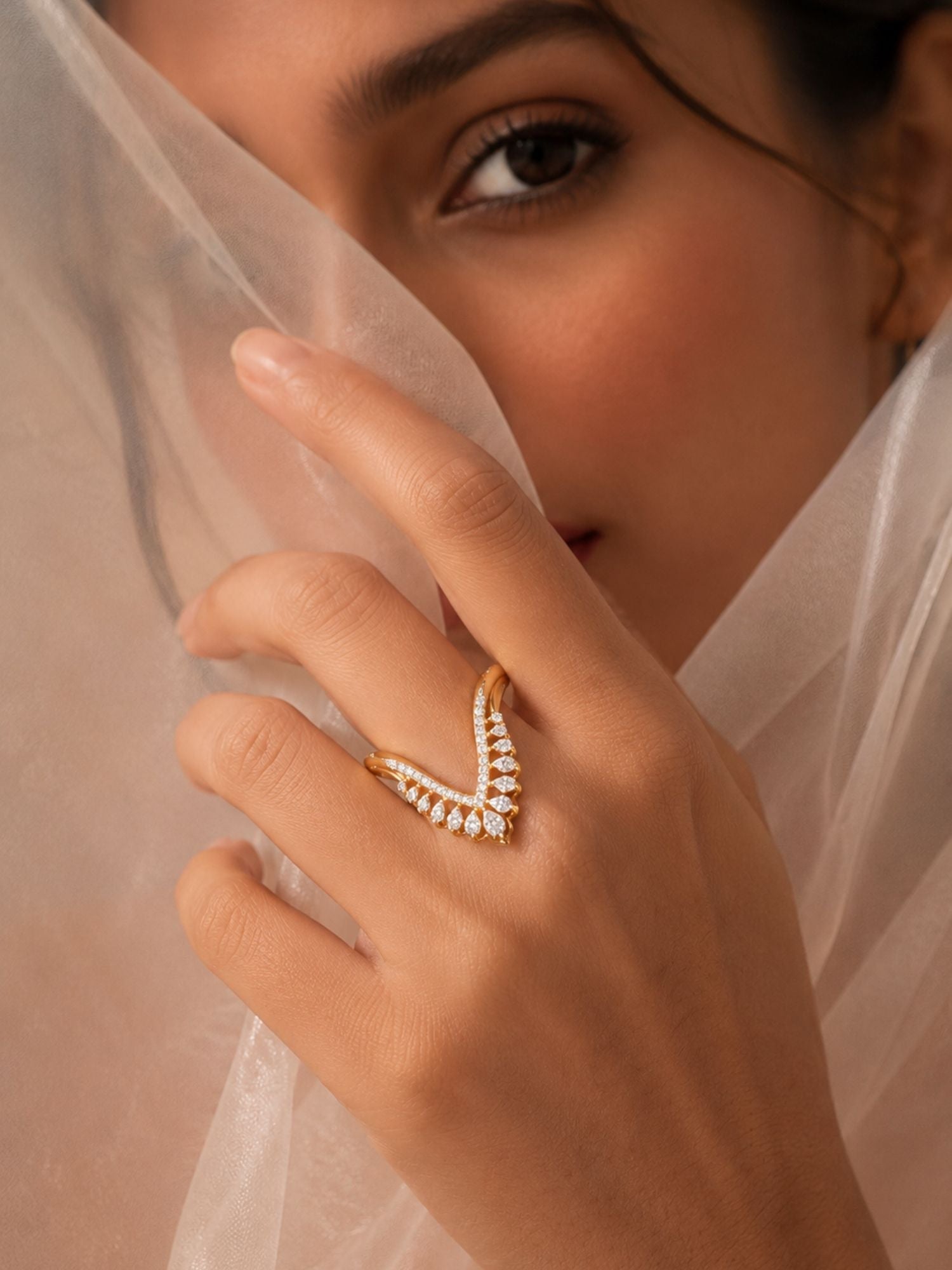 Sterling Silver V-Shaped AD Statement Ring for Women – stone-set surface close-up