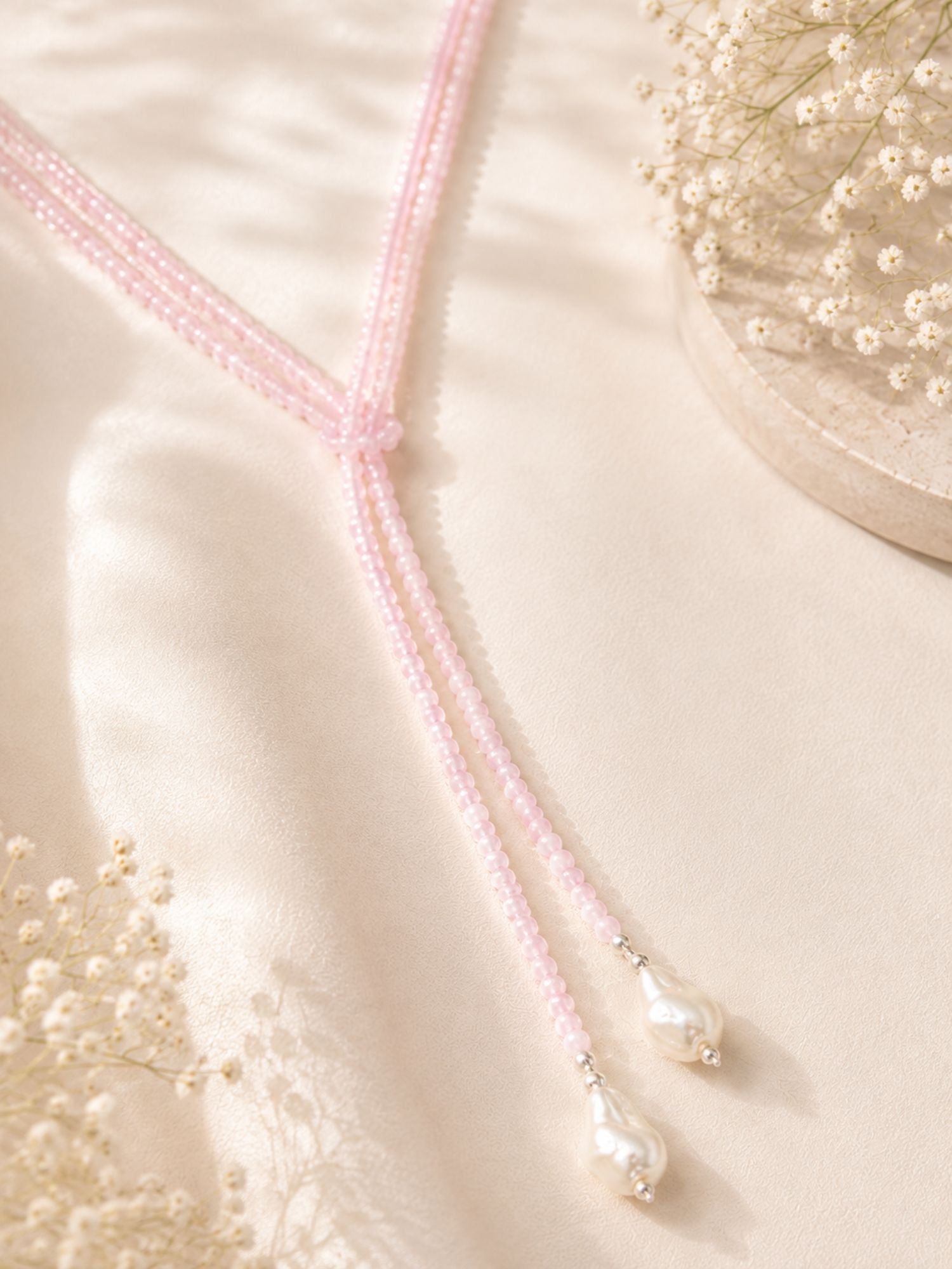 Women scarf pearl necklace