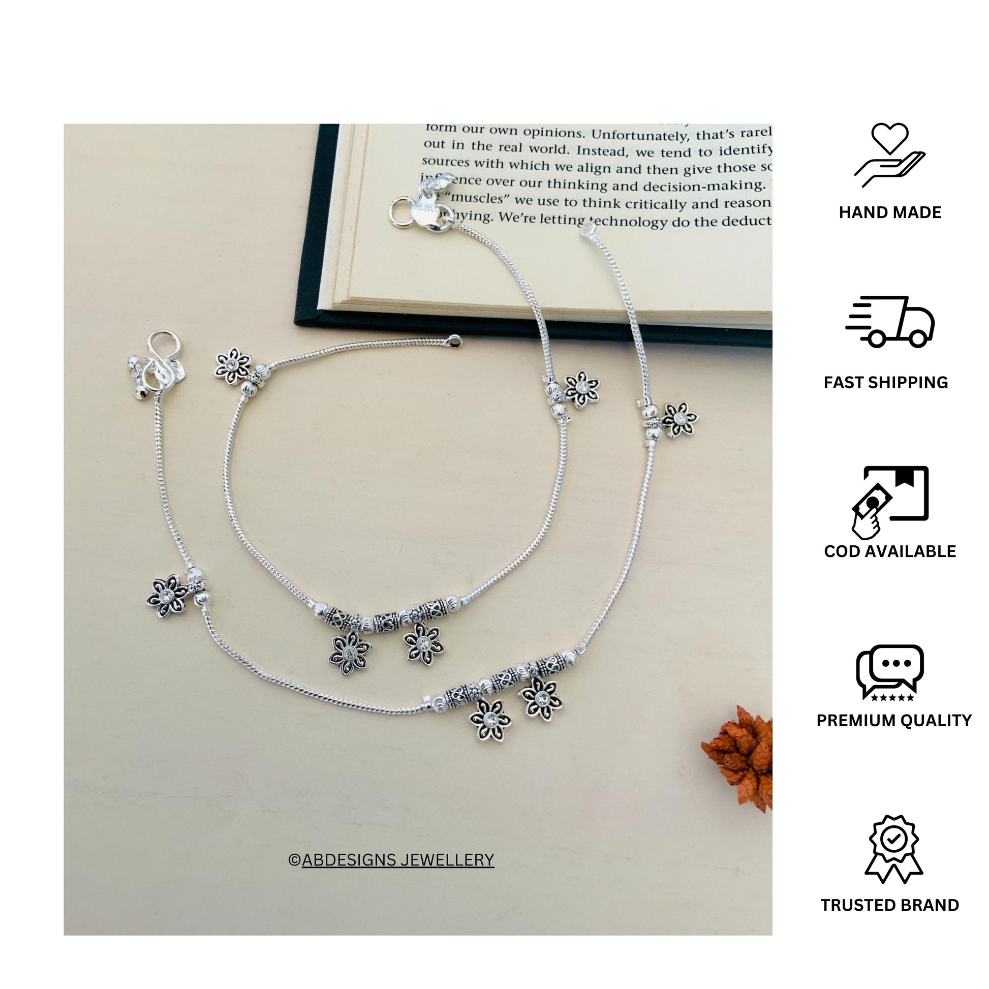 Cute Flower Pattern Silver Anklets - Abdesignsjewellery