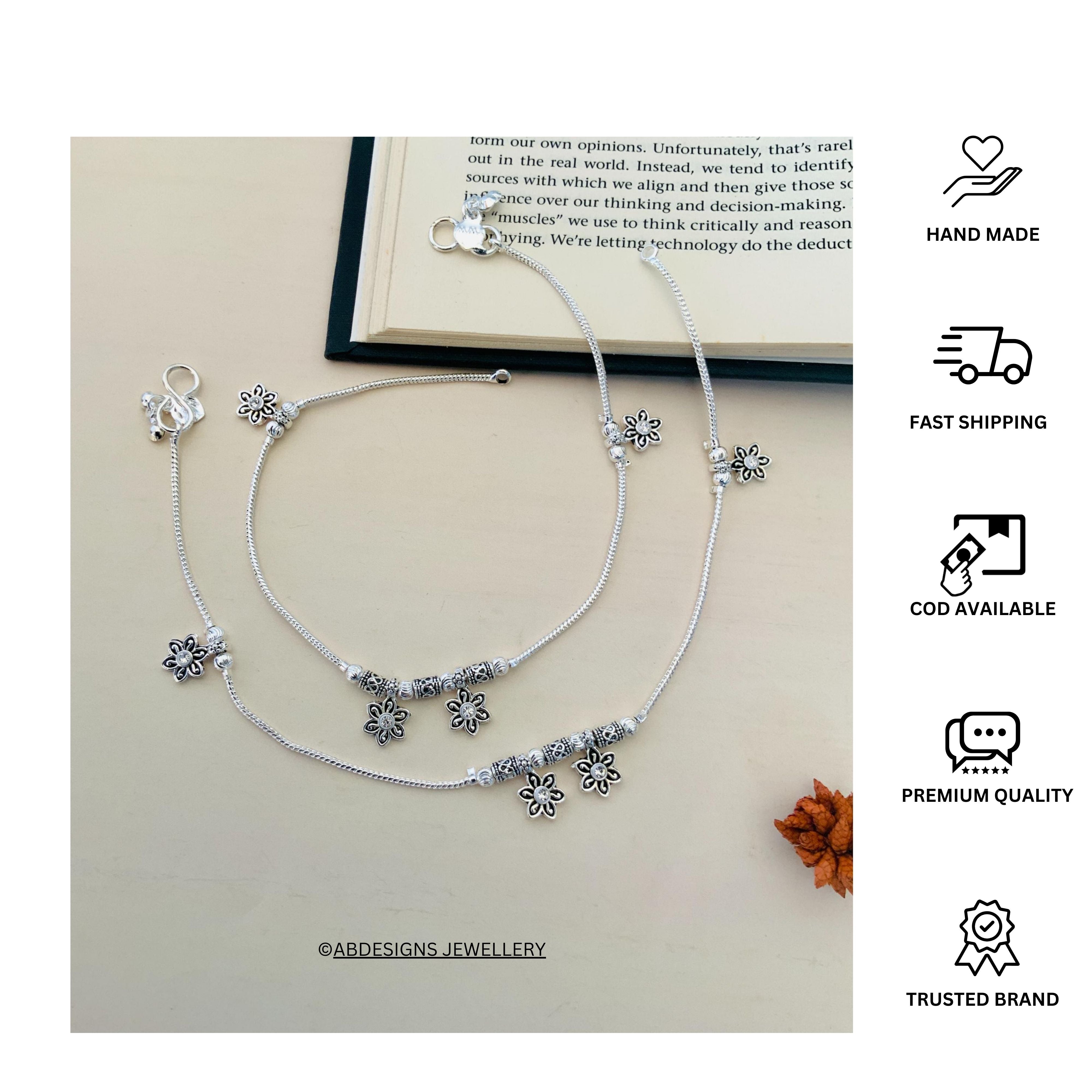 Cute Flower Pattern Silver Anklets - Abdesignsjewellery