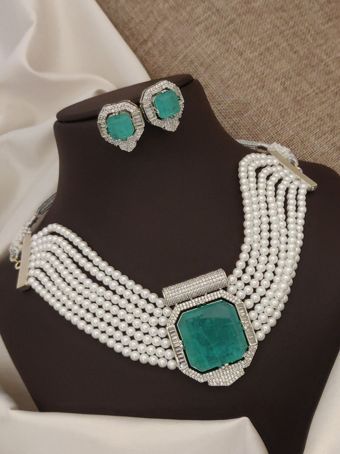 Abdesigns Silver Plated Pearl Choker Necklace Set