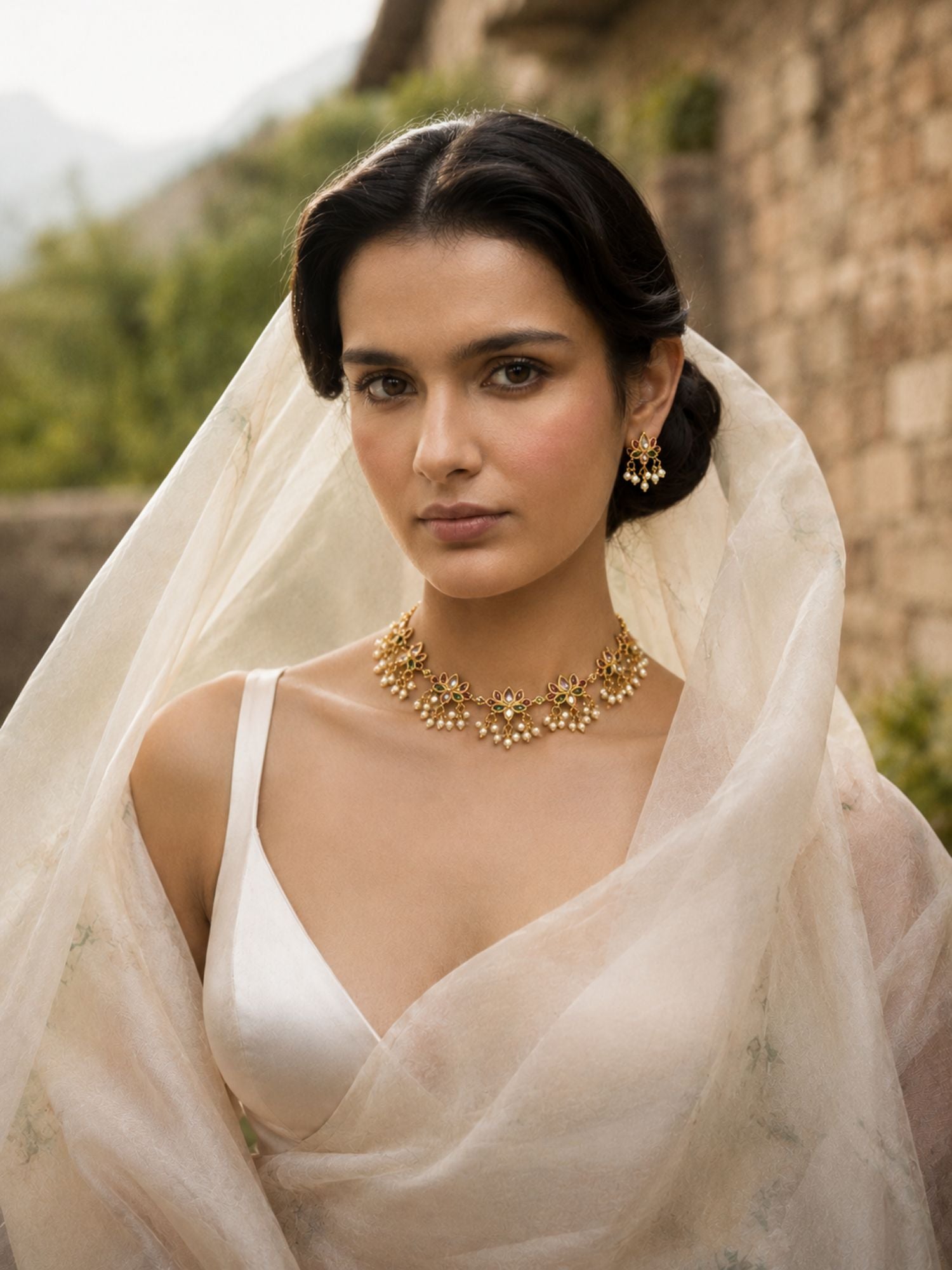 Abdesigns Gold Plated Kempstone Lotus Necklace Set