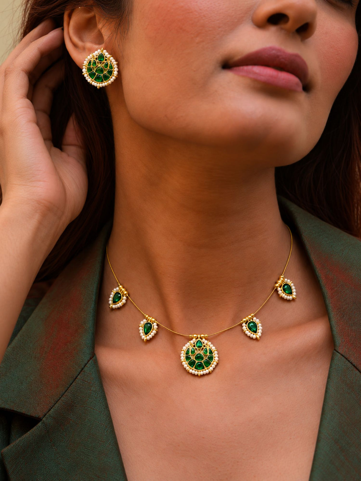 Gold Plated Kundan Chaand Invisible Chain Necklace Set