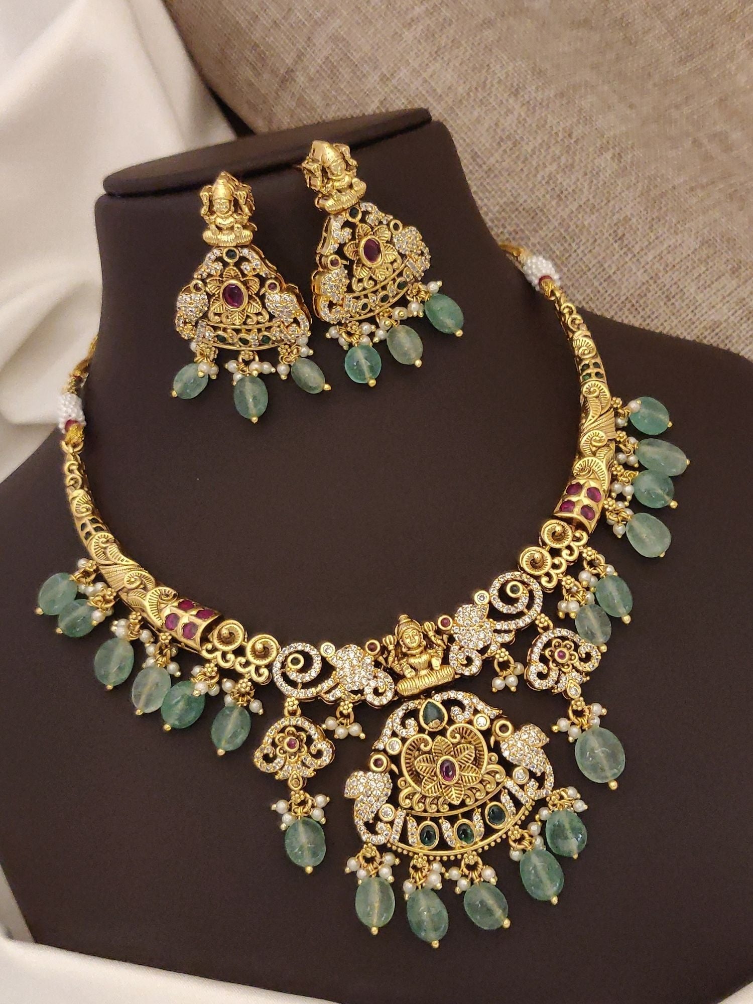 Abdesigns Gold Plated Multicolour Stone Necklace Set