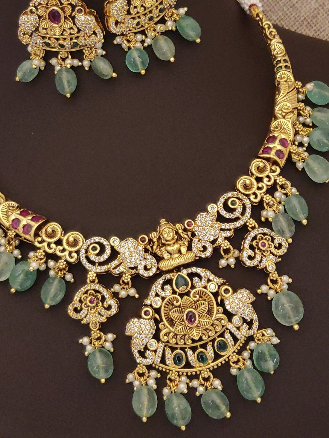 Abdesigns Gold Plated Multicolour Stone Necklace Set