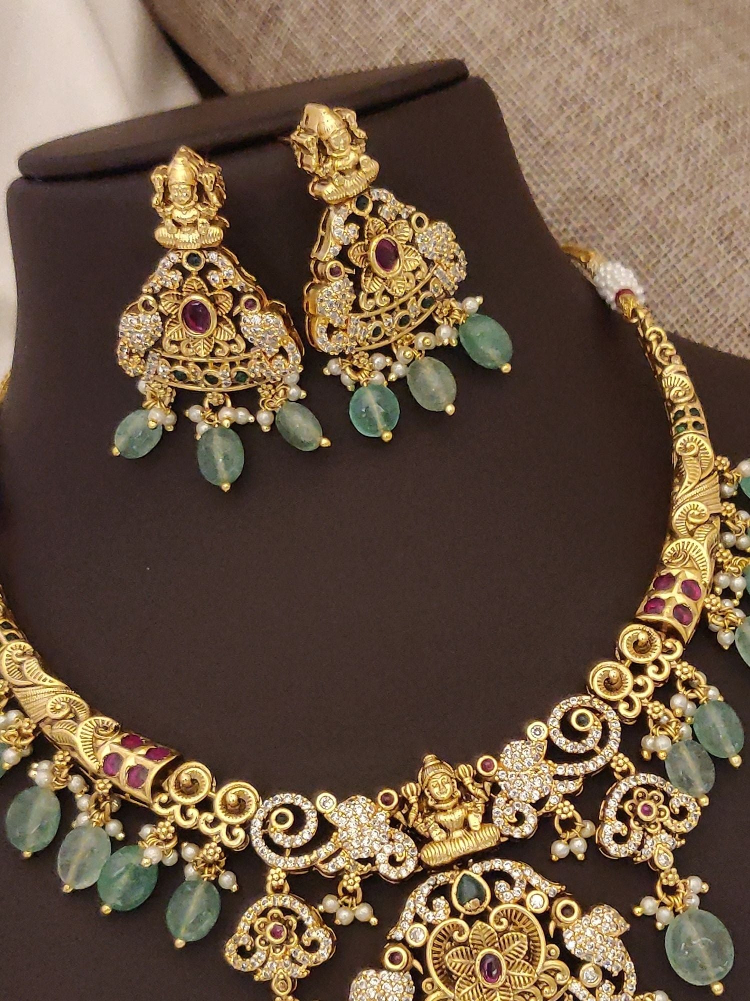 Abdesigns Gold Plated Multicolour Stone Necklace Set