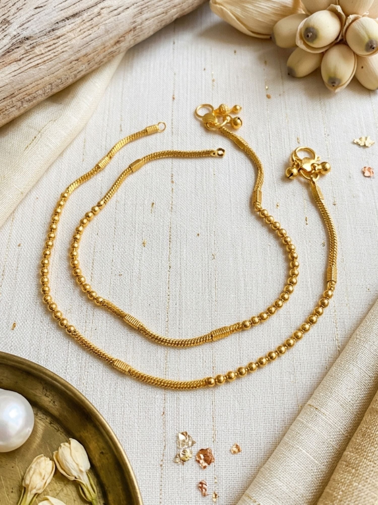 BEAUTIFUL DAILYWEAR GOLDEN ANKLET
