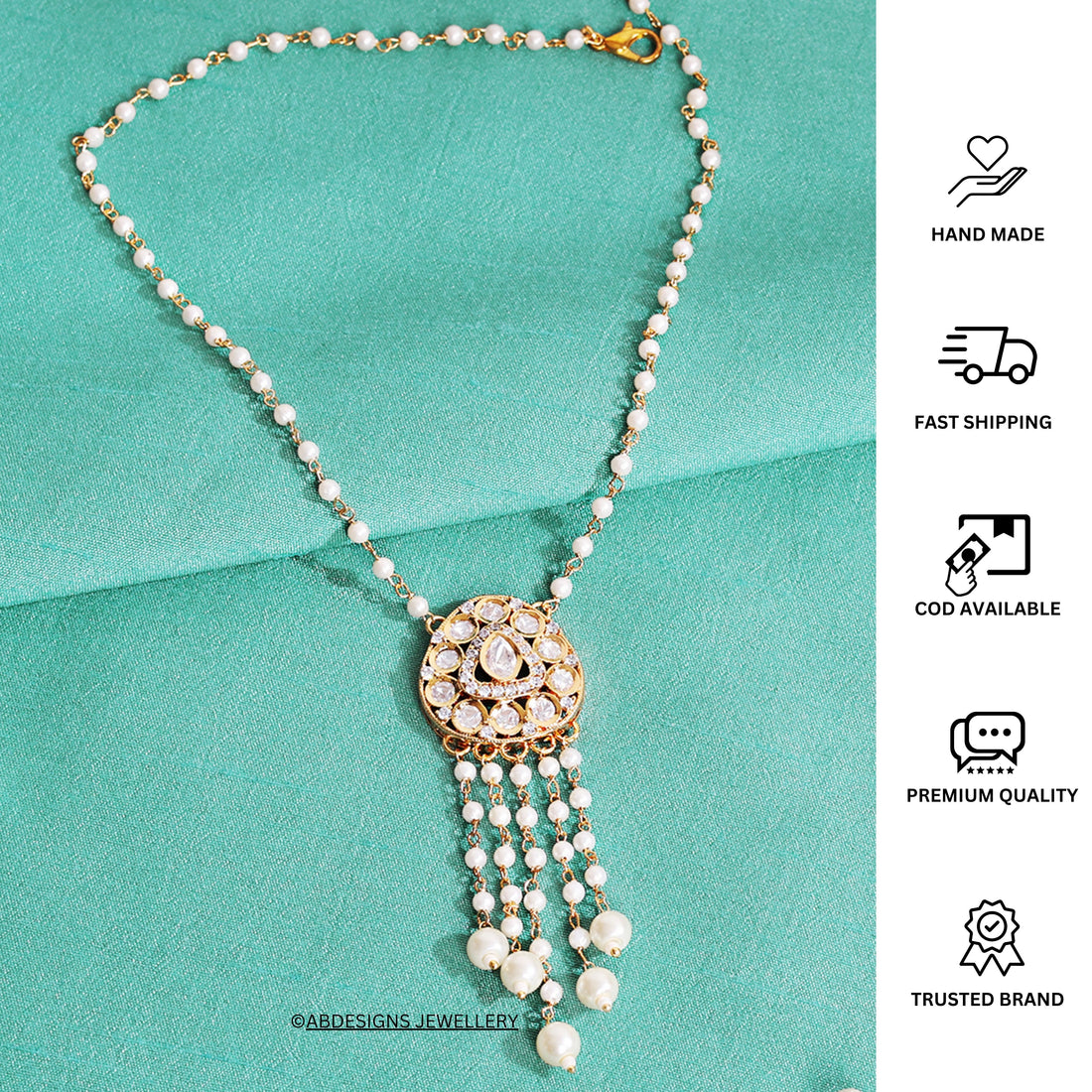 Kundan Pendant Set