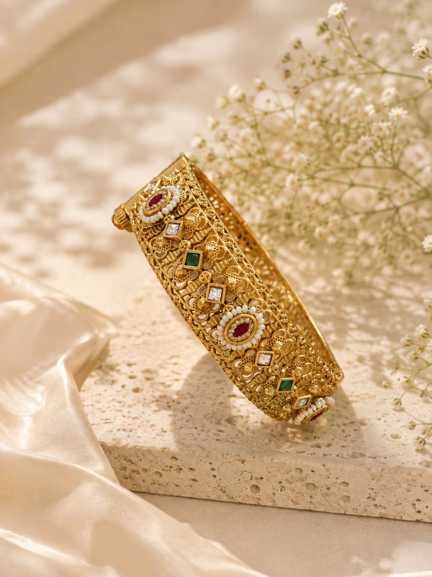 Antique gold Kundan peacock bangle set with pearl accents – detail view 3