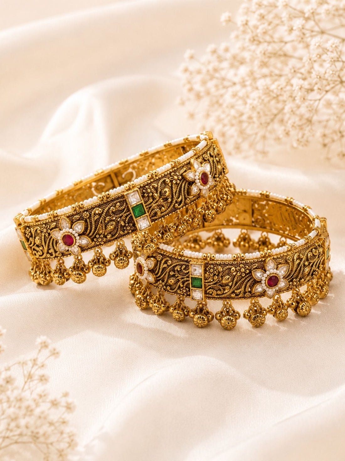 Antique Gold Ahmedabadi Jadau Kundan Ghungroo Bangles – Bridal | Abdesigns