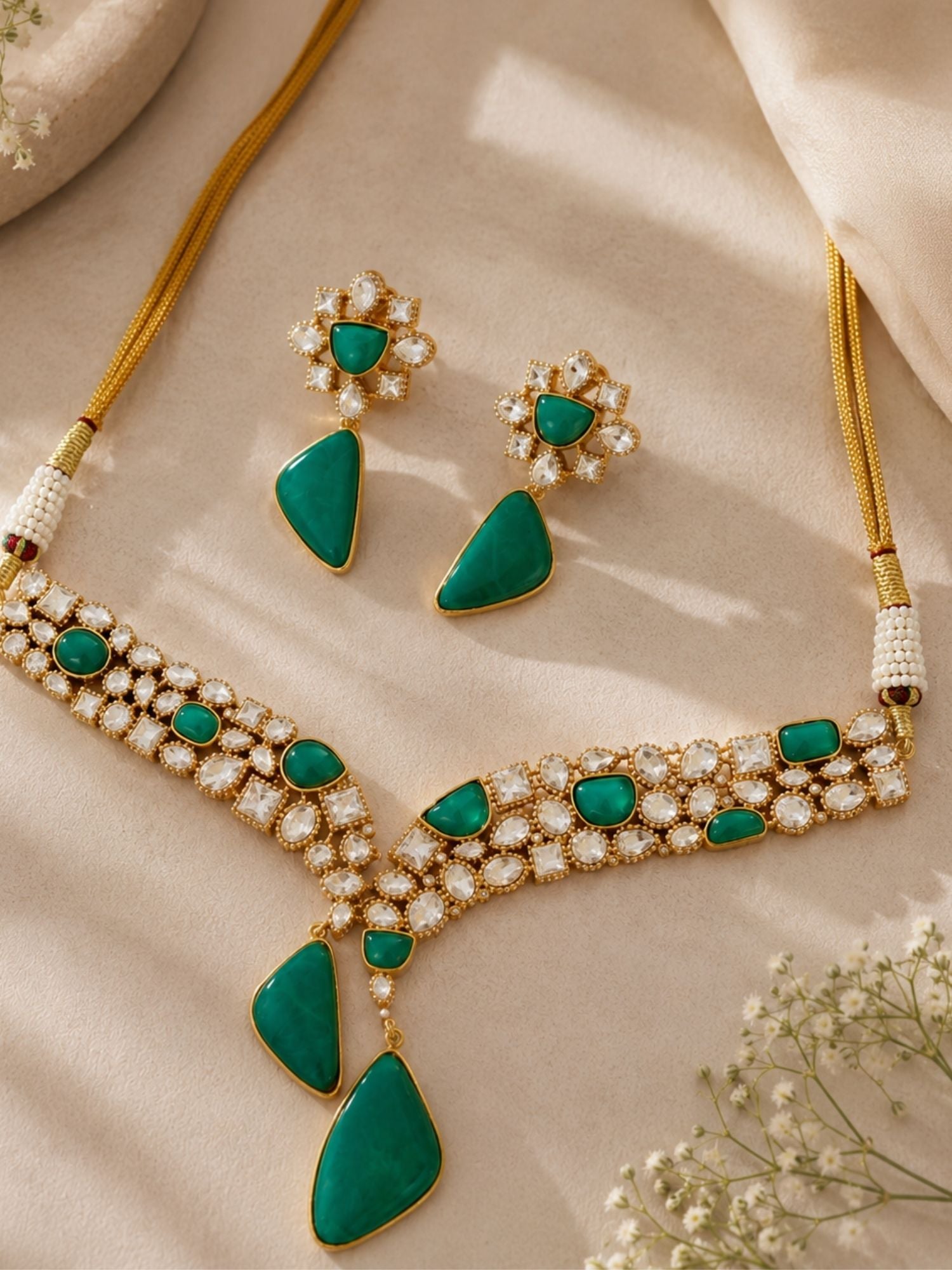 Emerald Green Kundan Necklace Set | Abdesigns