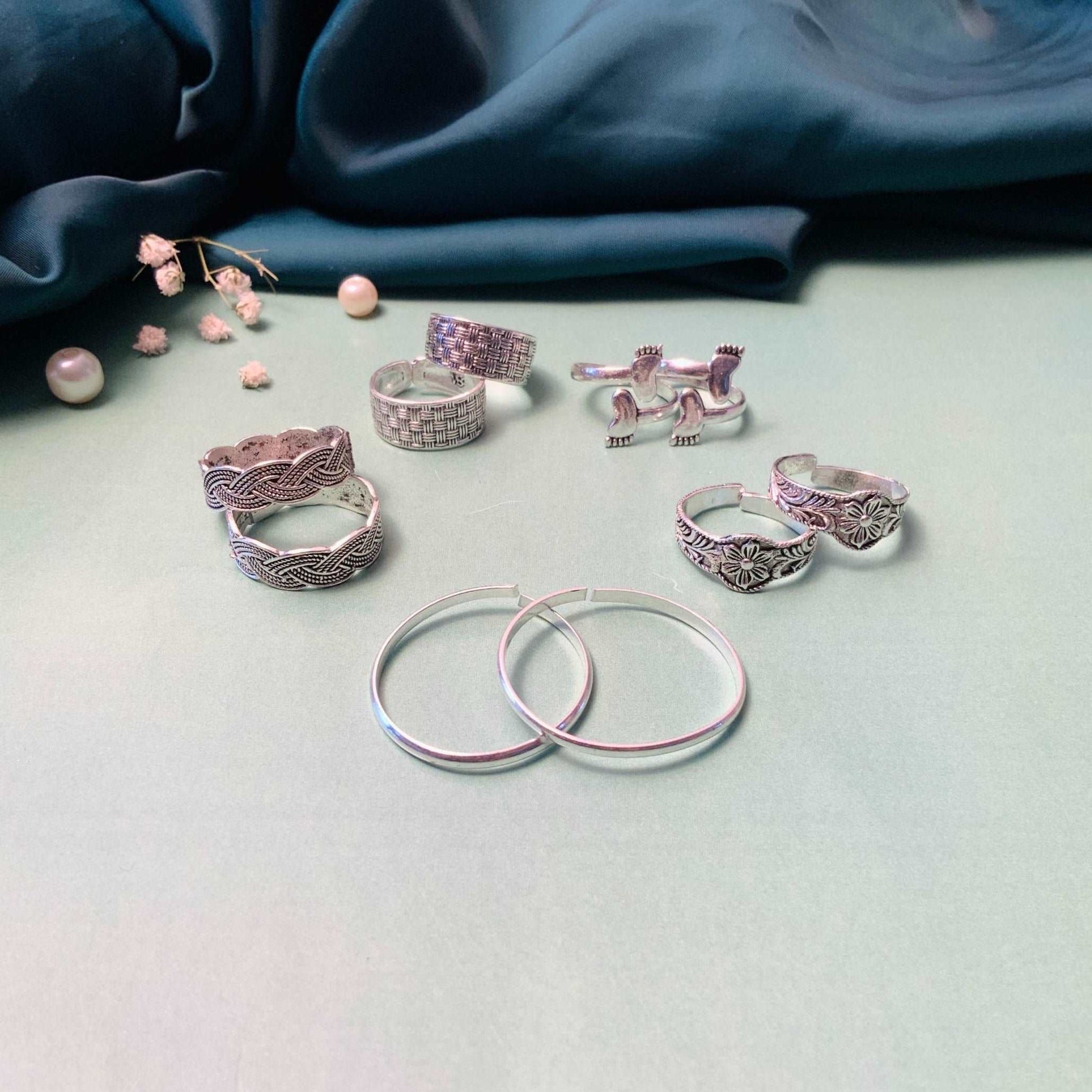 Adorable Silver Oxidised Pack of 5 Pairs Toe Rings Combo - Abdesignsjewellery