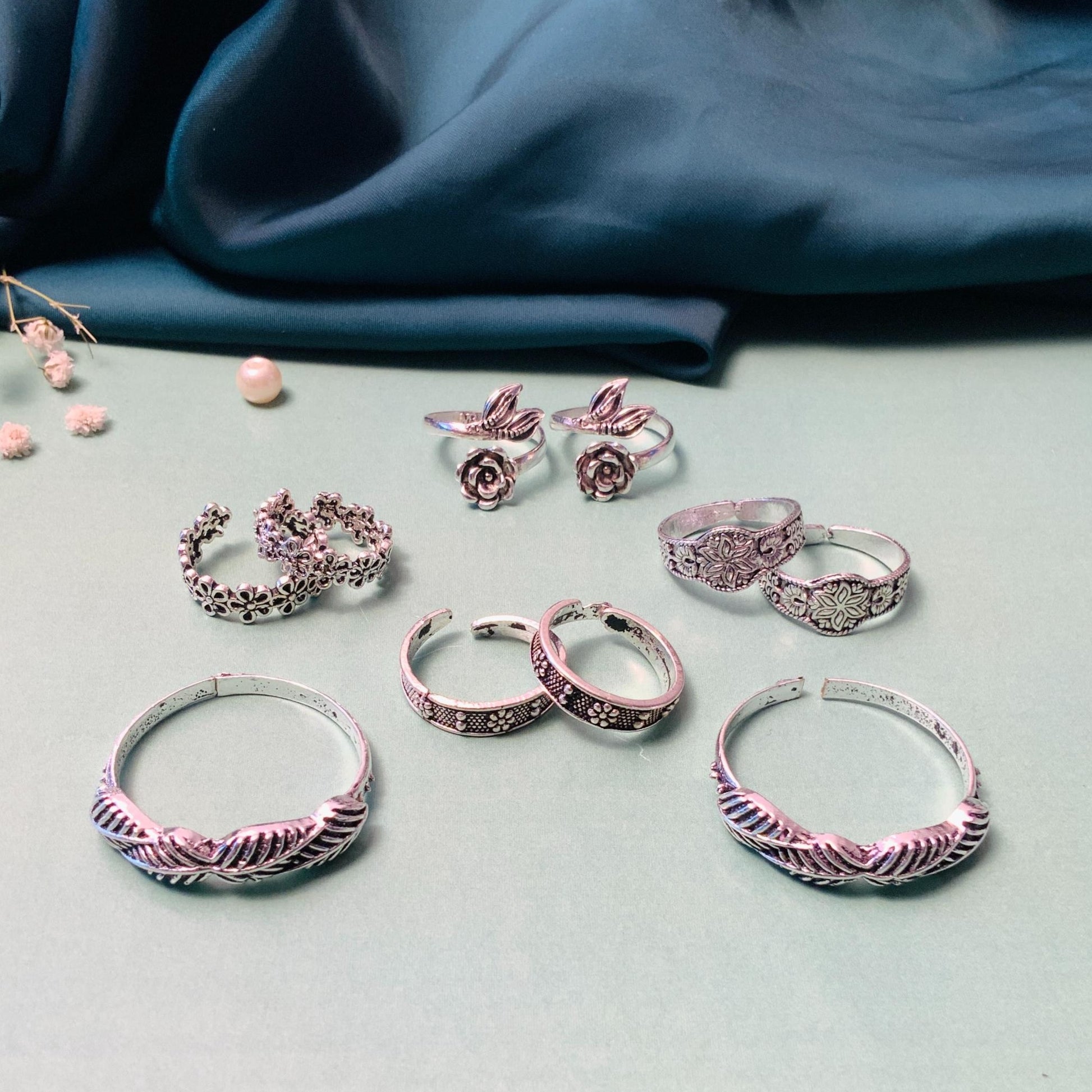 Appealing Silver Oxidsed Pack of 5 Pairs Toe Rings Combo - Abdesignsjewellery