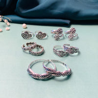 Thumbnail for Appealing Silver Oxidsed Pack of 5 Pairs Toe Rings Combo