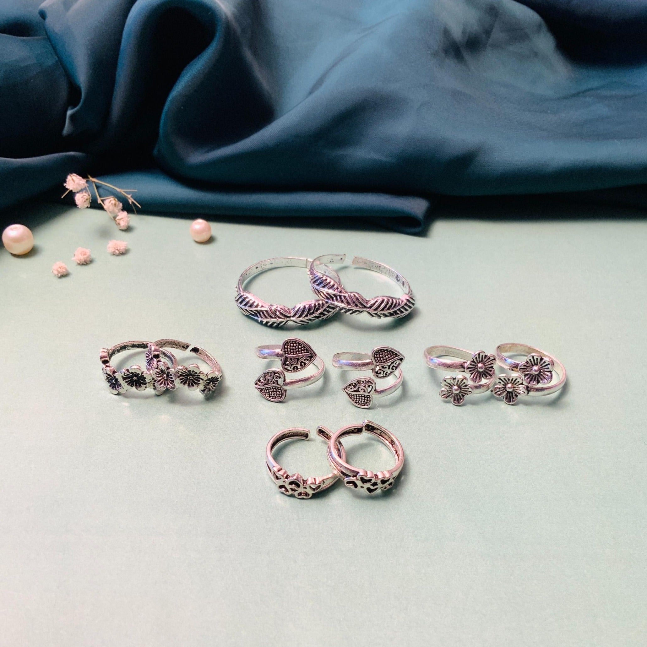 Appealing Silver Oxidsed Pack of 5 Pairs Toe Rings Combo - Abdesignsjewellery