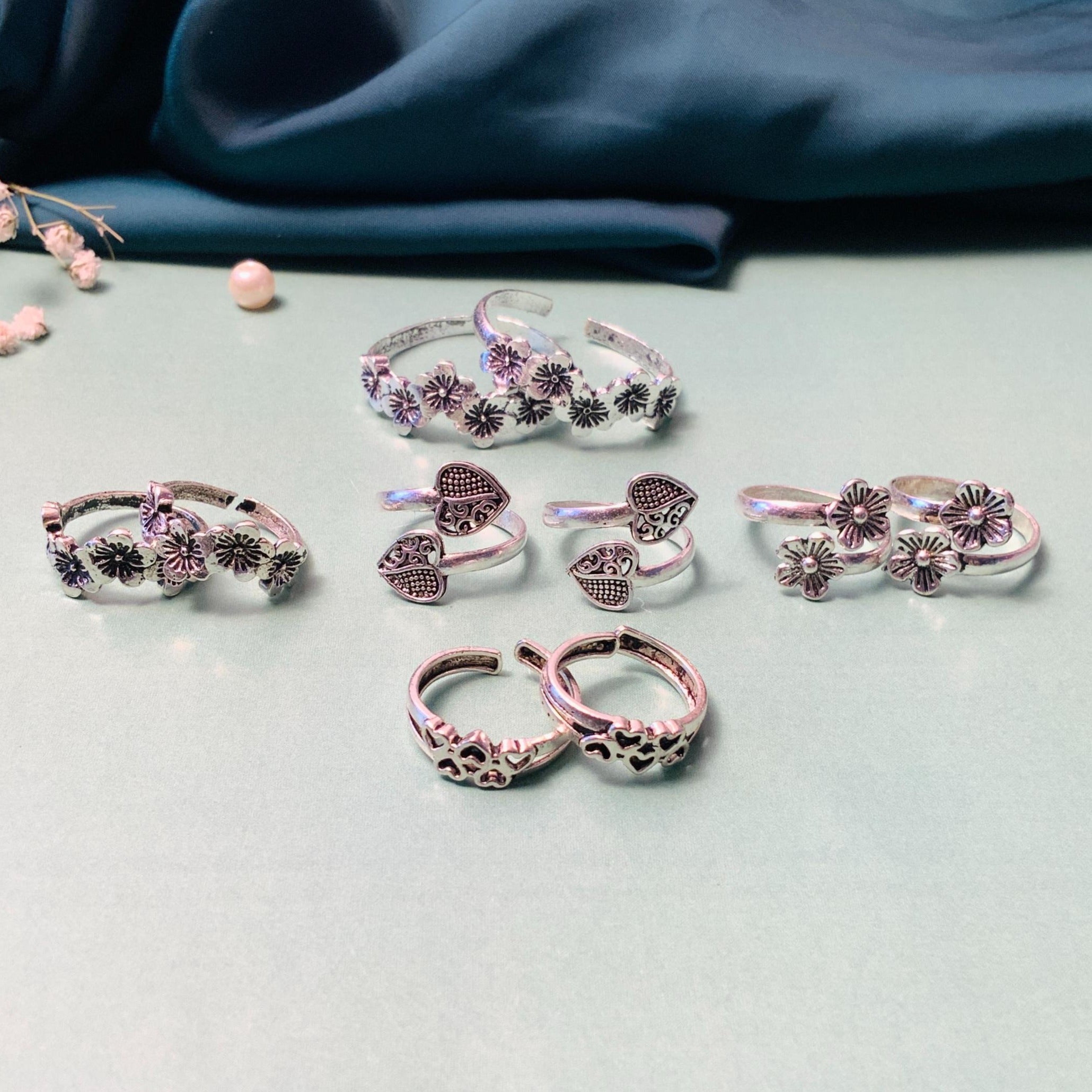 Attractive Silver Oxidised Pack of 5 Pairs Toe Rings Combo - Abdesignsjewellery
