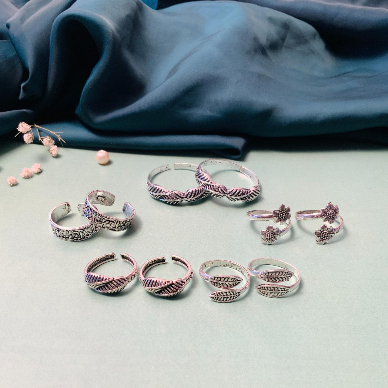 Appealing Silver Oxidsed Pack of 5 Pairs Toe Rings Combo - Abdesignsjewellery