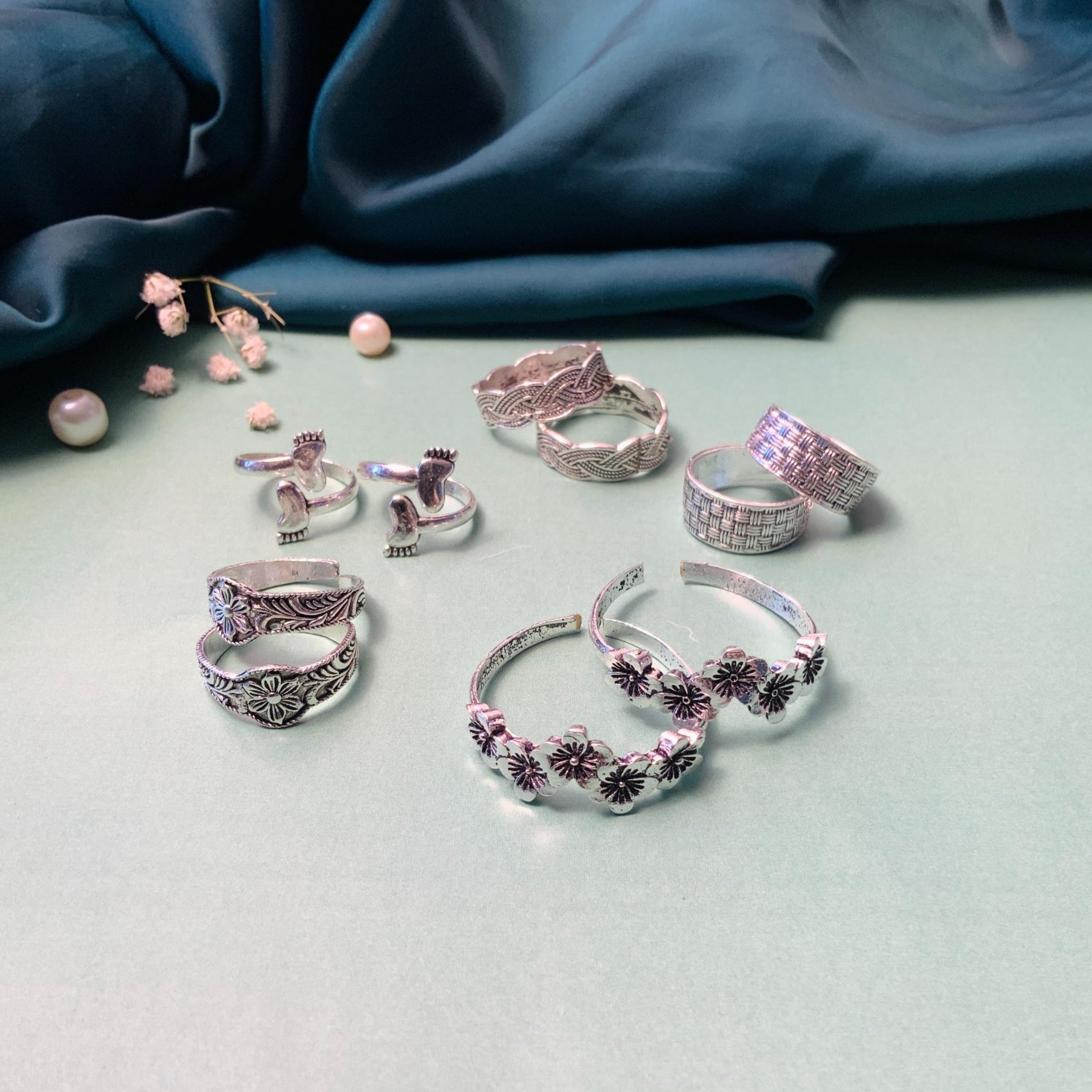 Attractive Silver Oxidised Pack of 5 Pairs Toe Rings Combo - Abdesignsjewellery