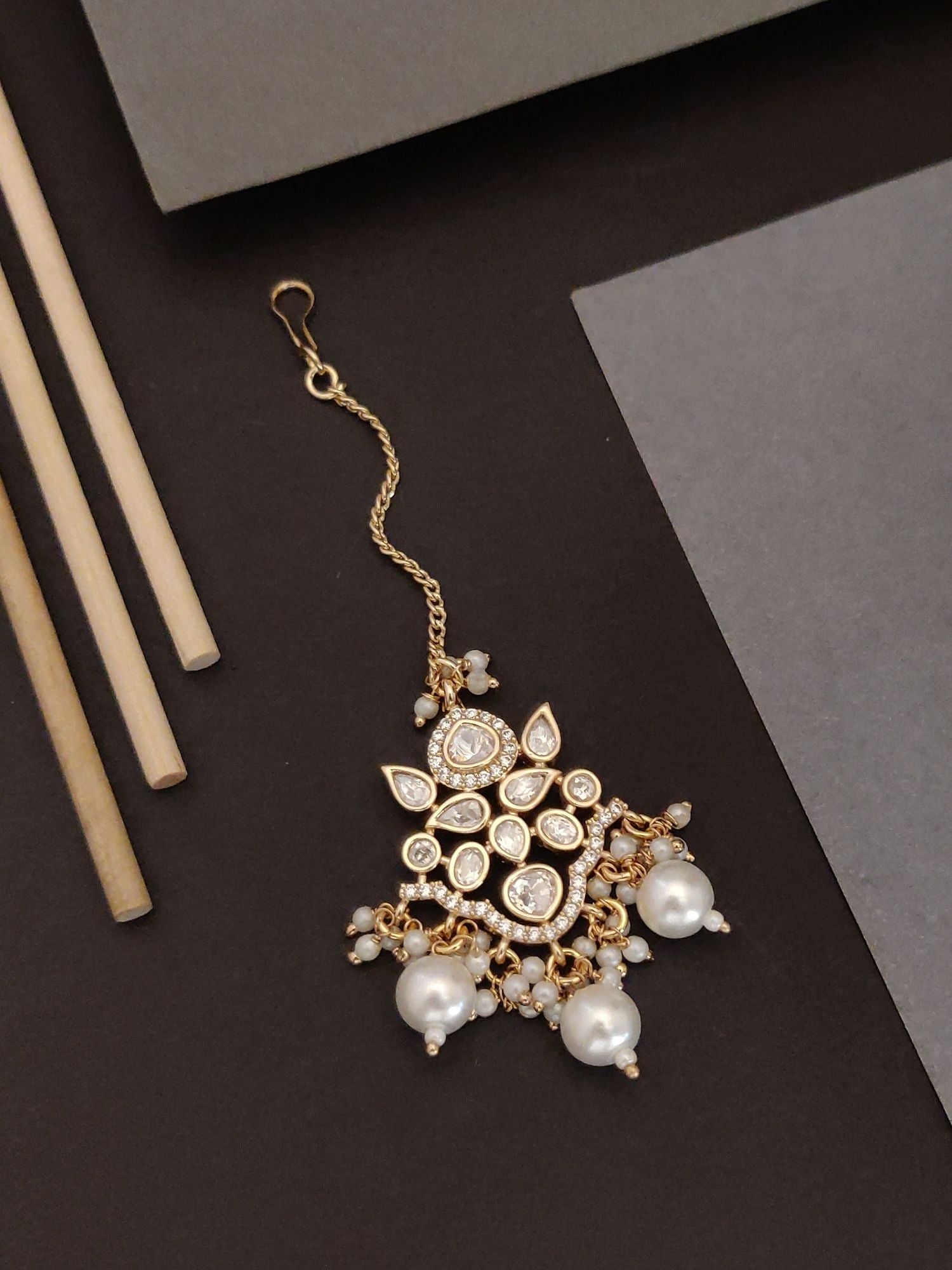 Abdesigns Gold Plated Kundan Maangtikka