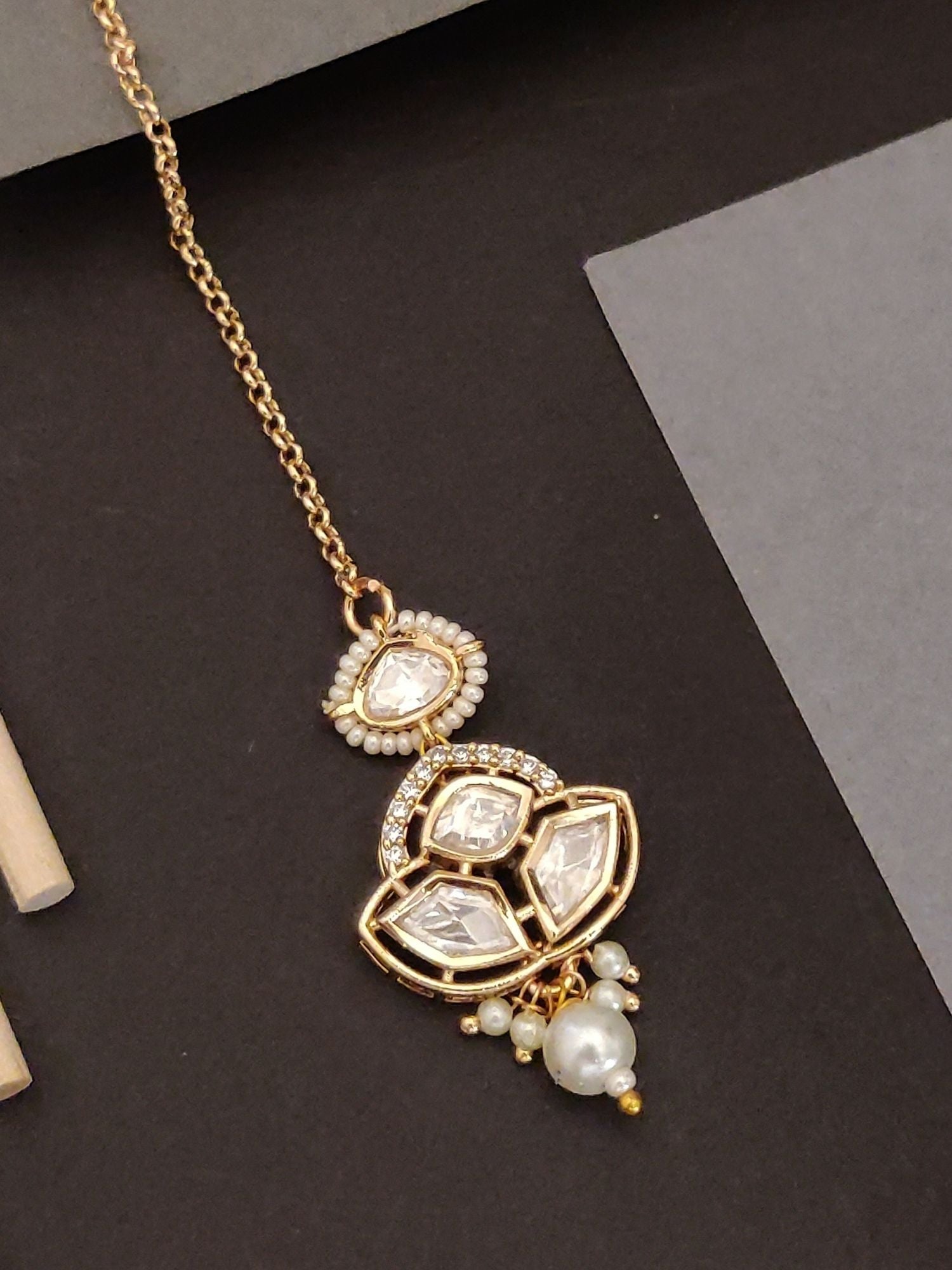 Abdesigns Gold Plated Kundan Maangtikka