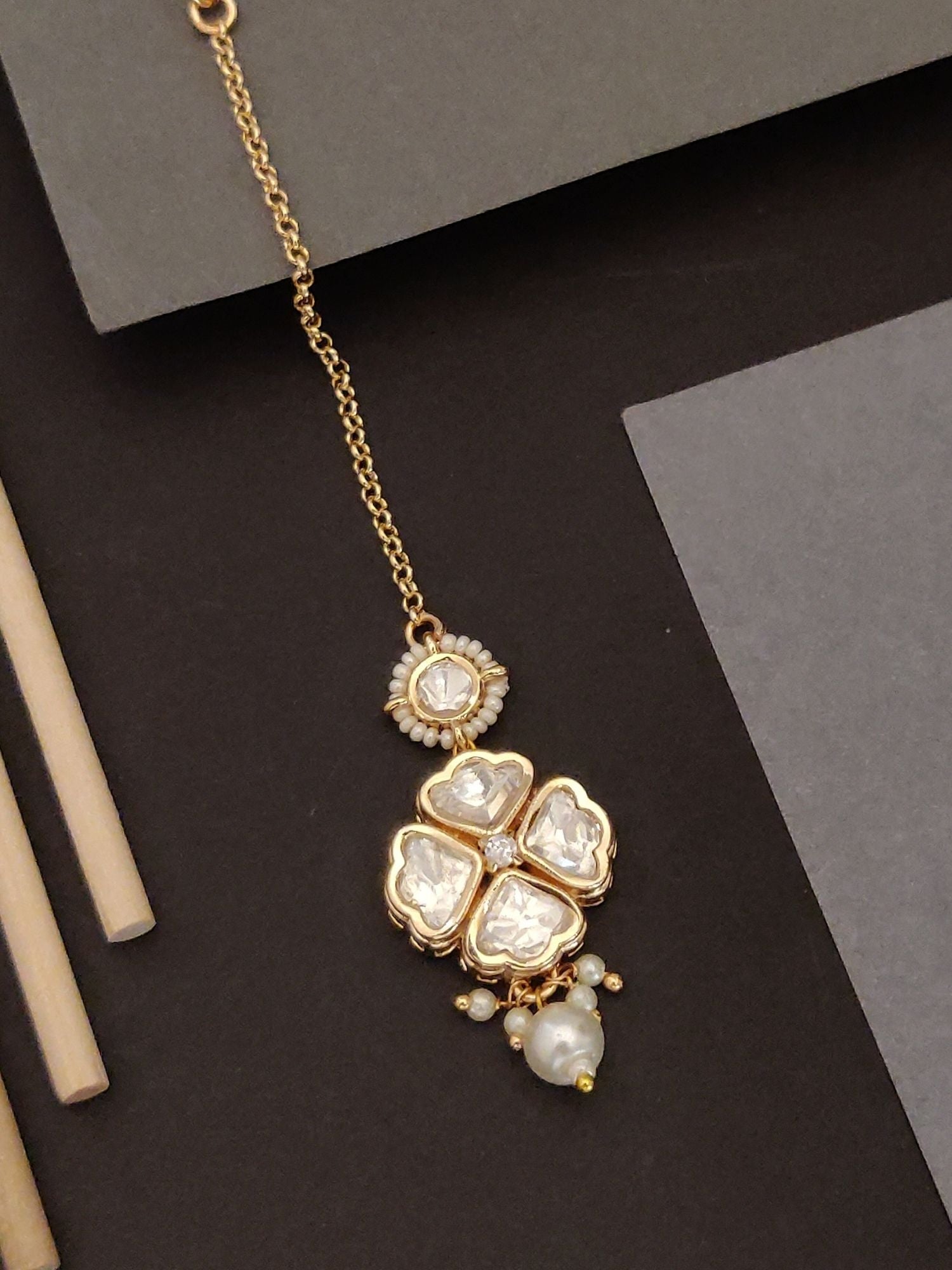 Abdesigns Gold Plated Kundan Maangtikka