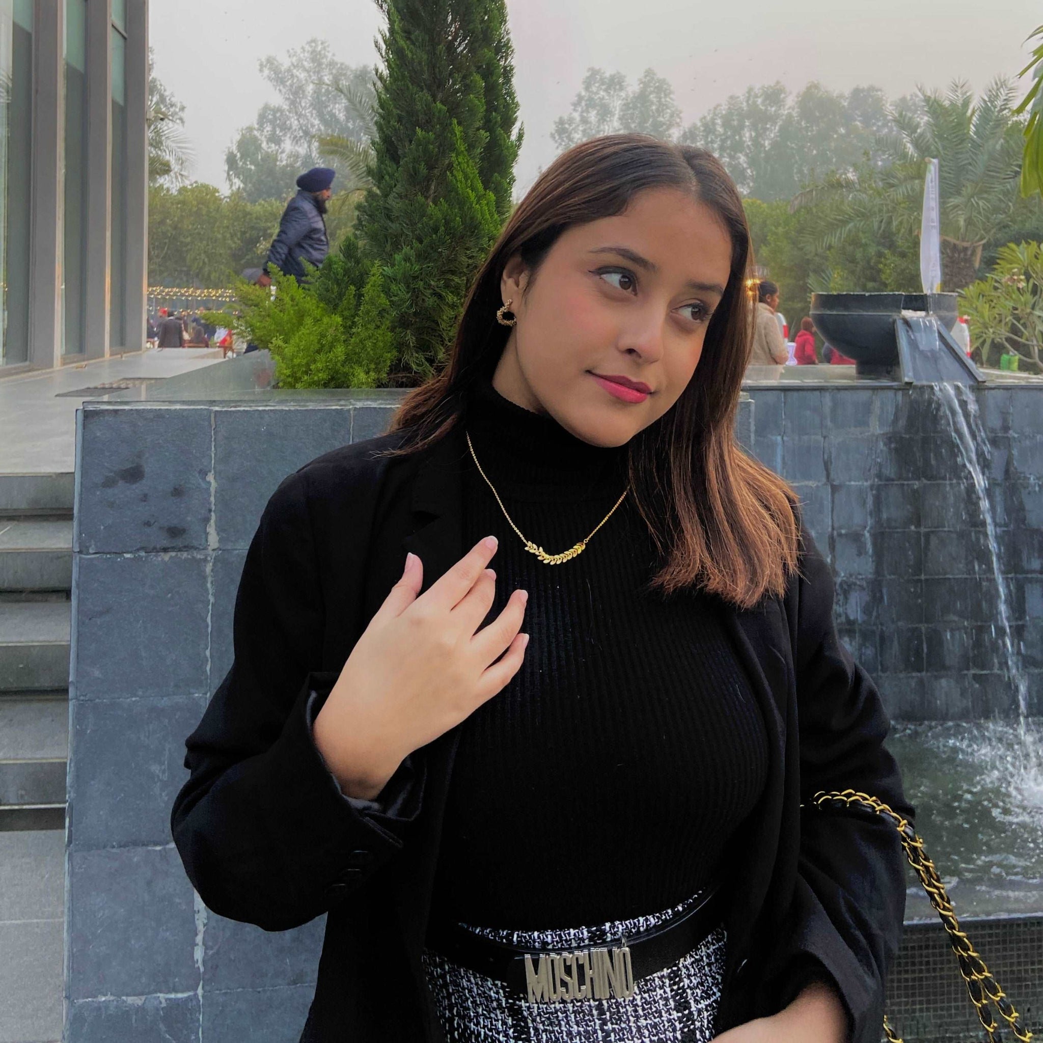 Aashi Beautiful Leaf Pattern Necklace - Abdesignsjewellery