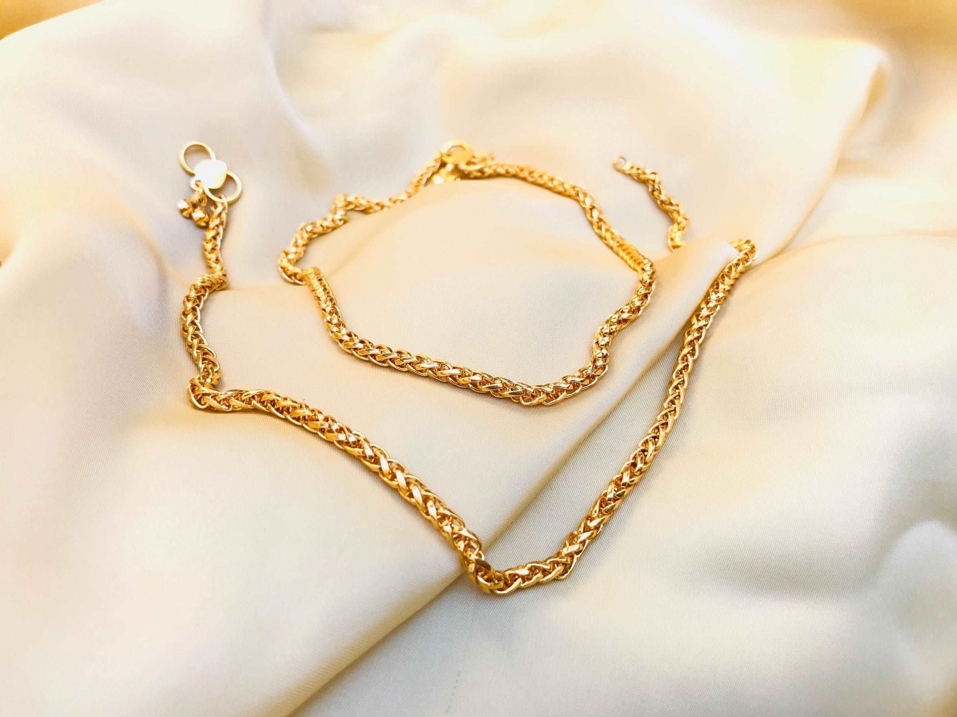 ANTIQUE GOLDEN PLATED ANKLET - Abdesignsjewellery