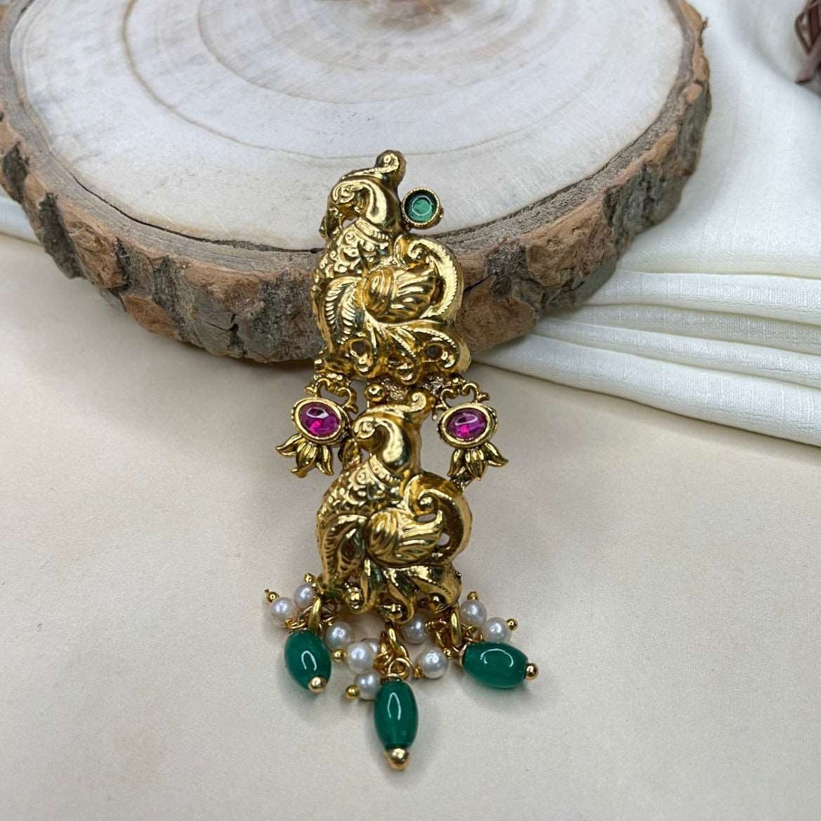 Antique Peacock Kemp Stone Saree Pin - Abdesignsjewellery