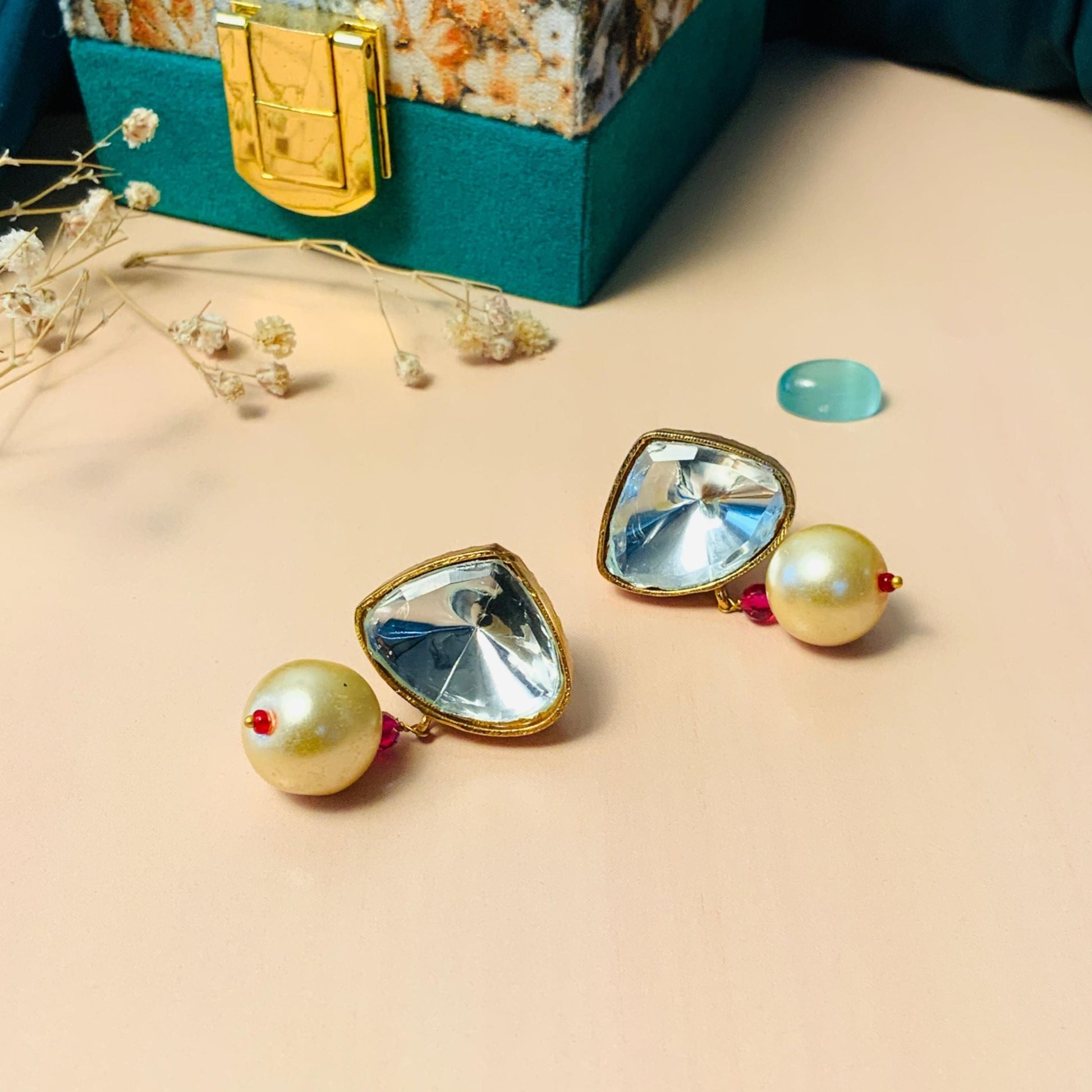 Charming Polki Stud Earring - Abdesignsjewellery