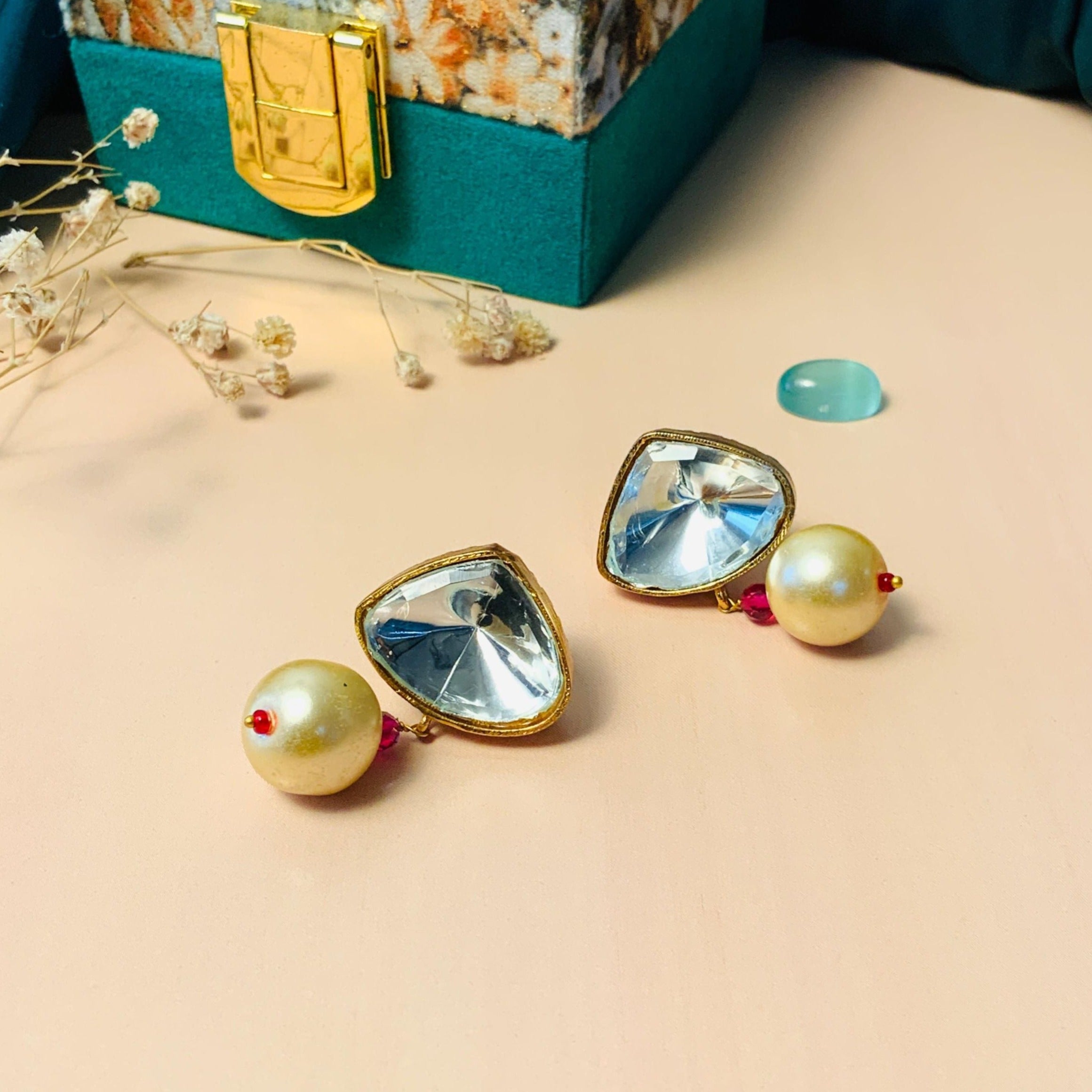 Charming Polki Stud Earring - Abdesignsjewellery