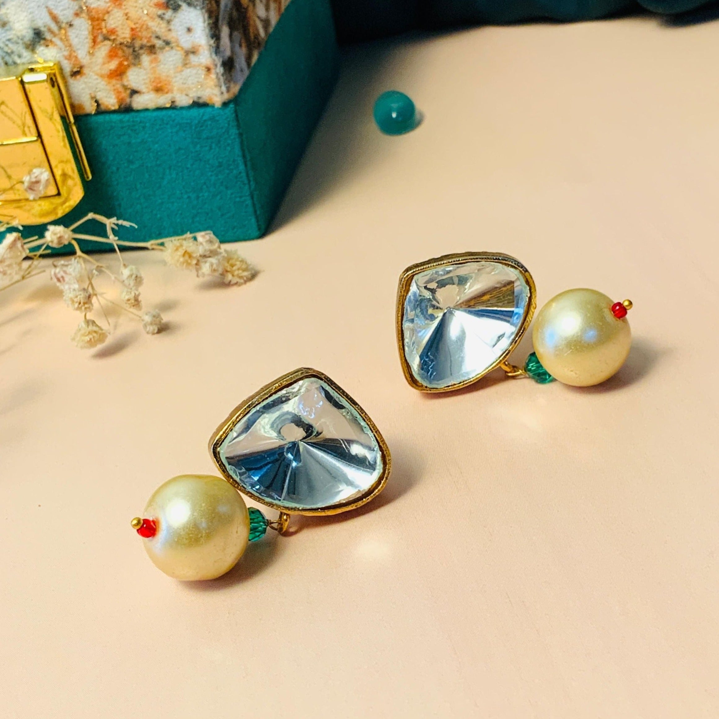 Charming Polki Stud Earring - Abdesignsjewellery