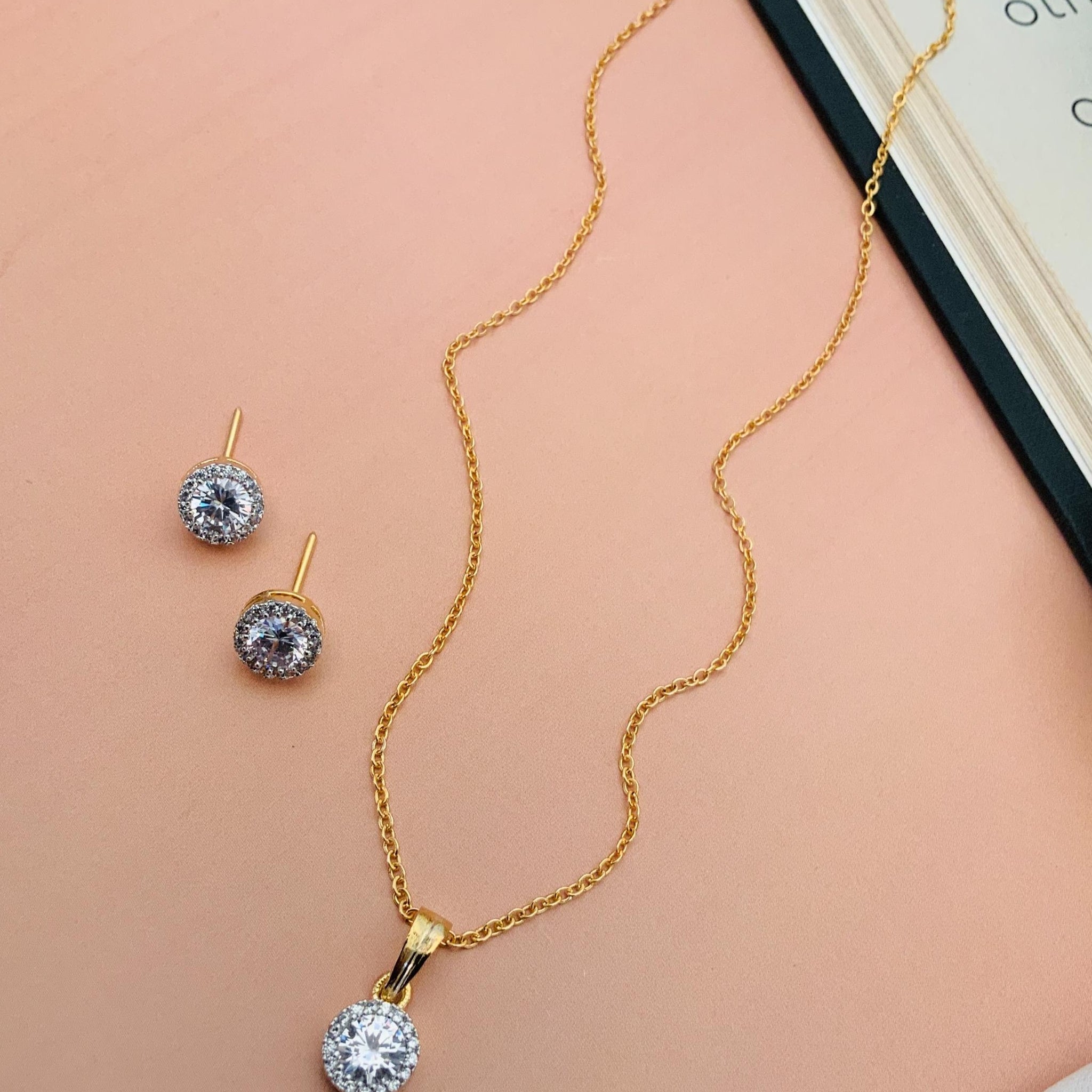 Beautiful American Diamond Gold Plated Pendant Chain Set