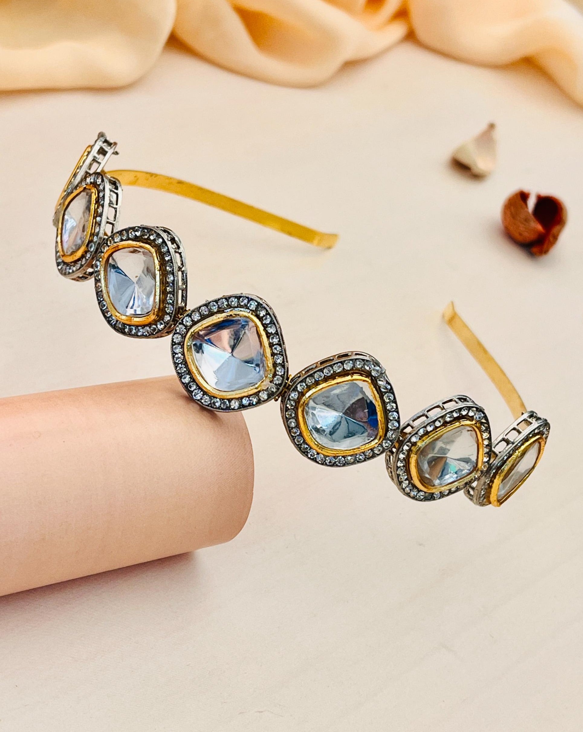 Elegant Gold Plated Polki Mathapatti Sheesh Phool Hairband - Abdesignsjewellery